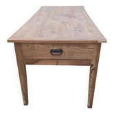 Farm table