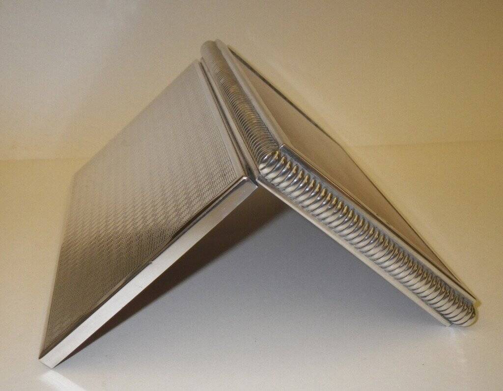 Box in silver and mahogany wood