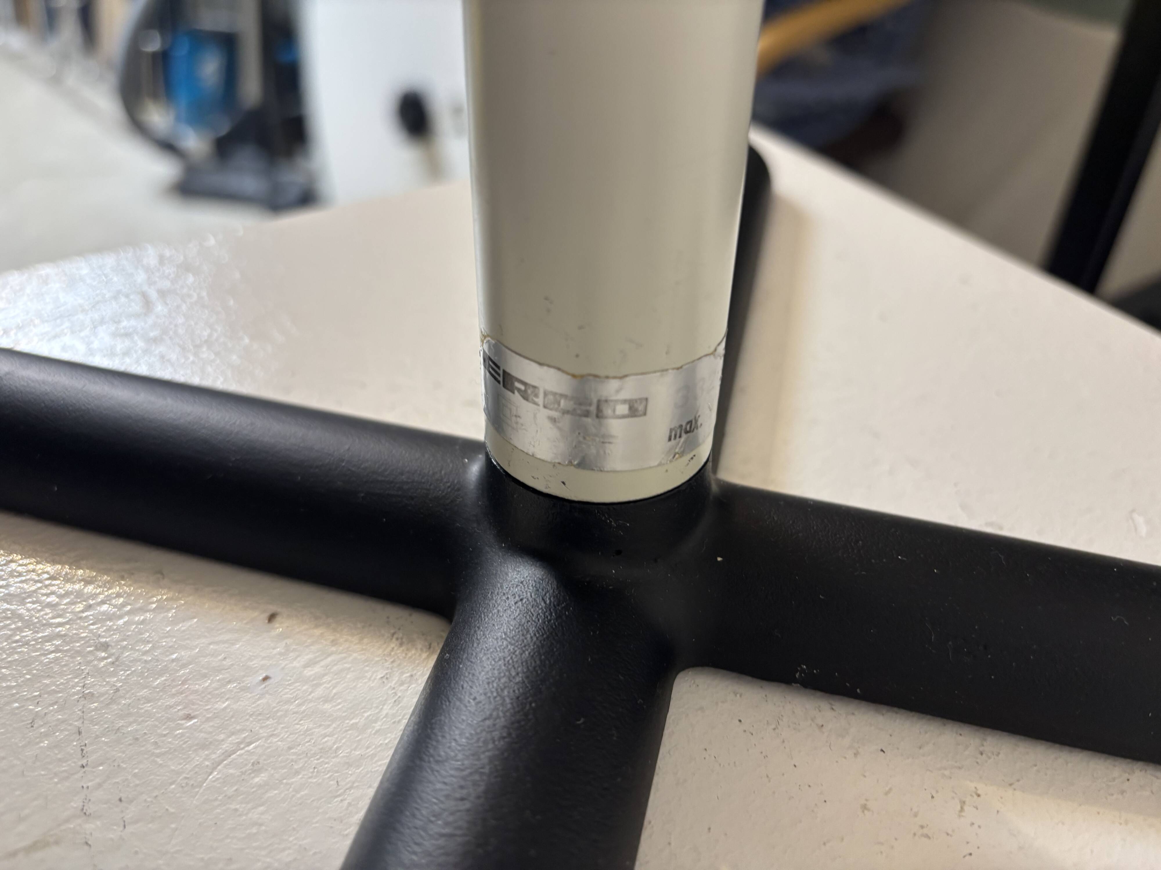 “Micro” lamp, Roge Tallon, Erco 1970