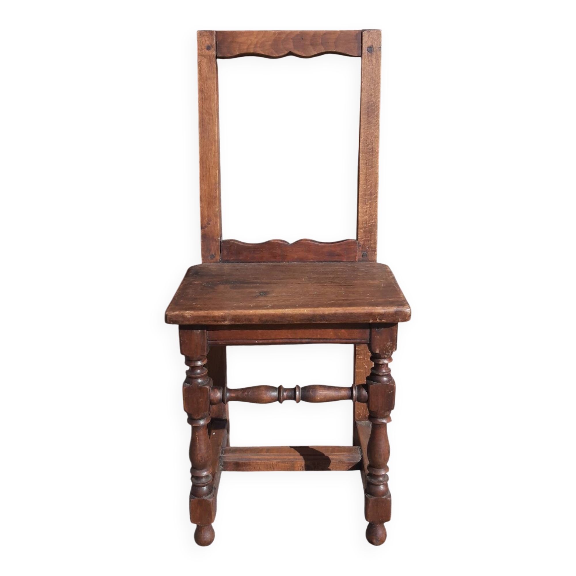 Lorraine chair. (Solid wood, 19th century)
