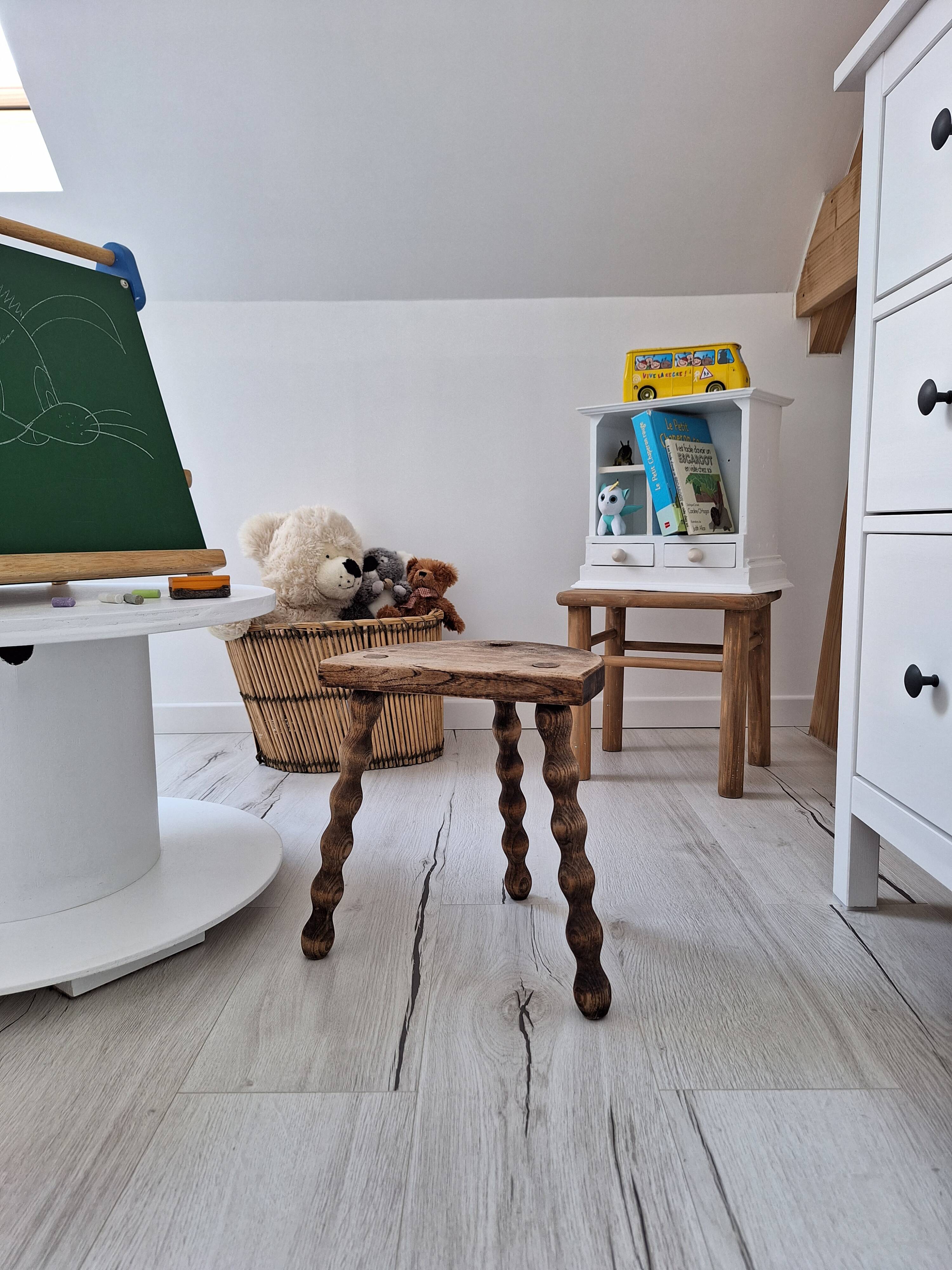 Vintage tripod stool