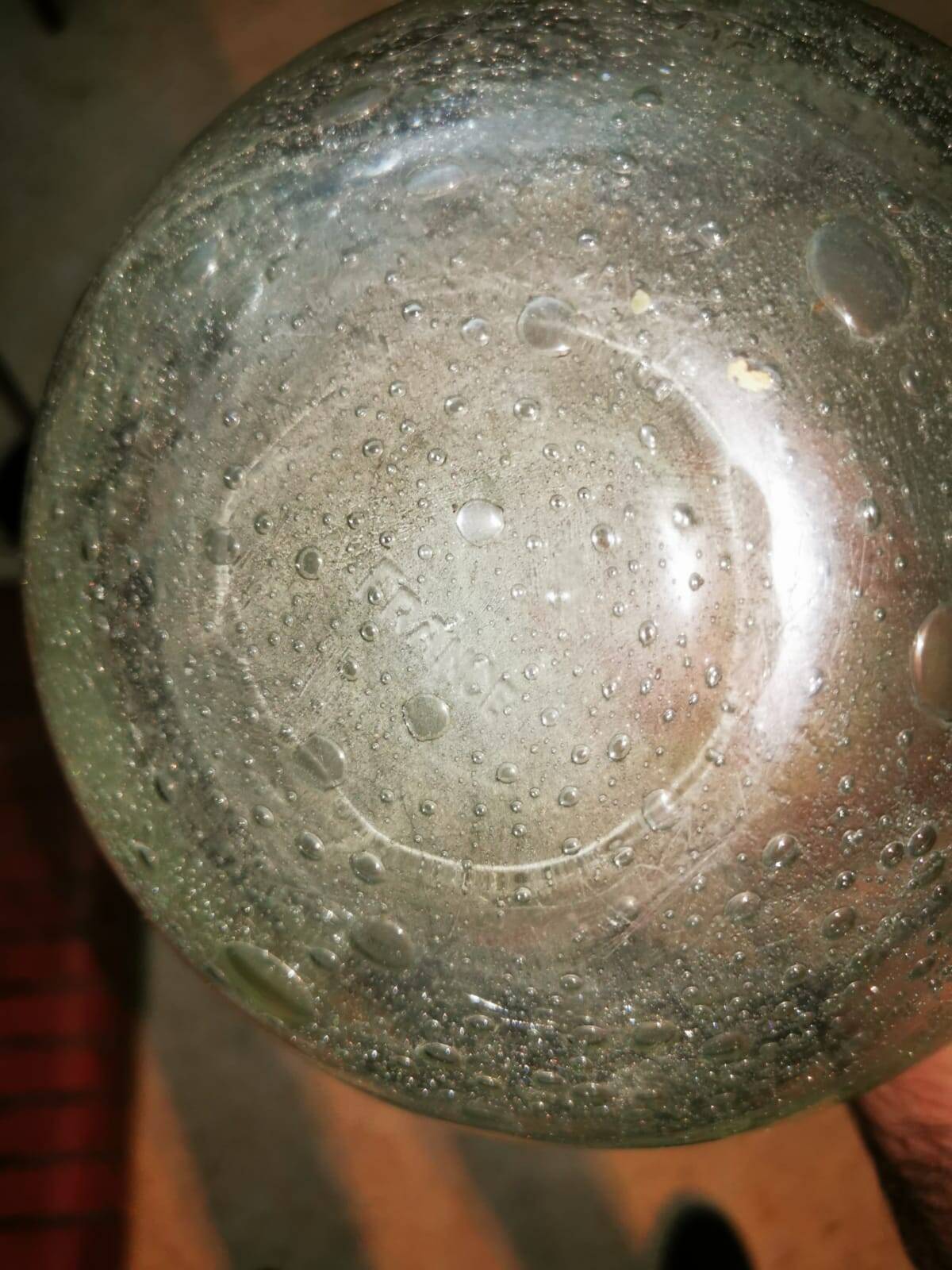 Vase in thick bubbled glass by SCHNEIDER, model by Robert-Henri Schneider.