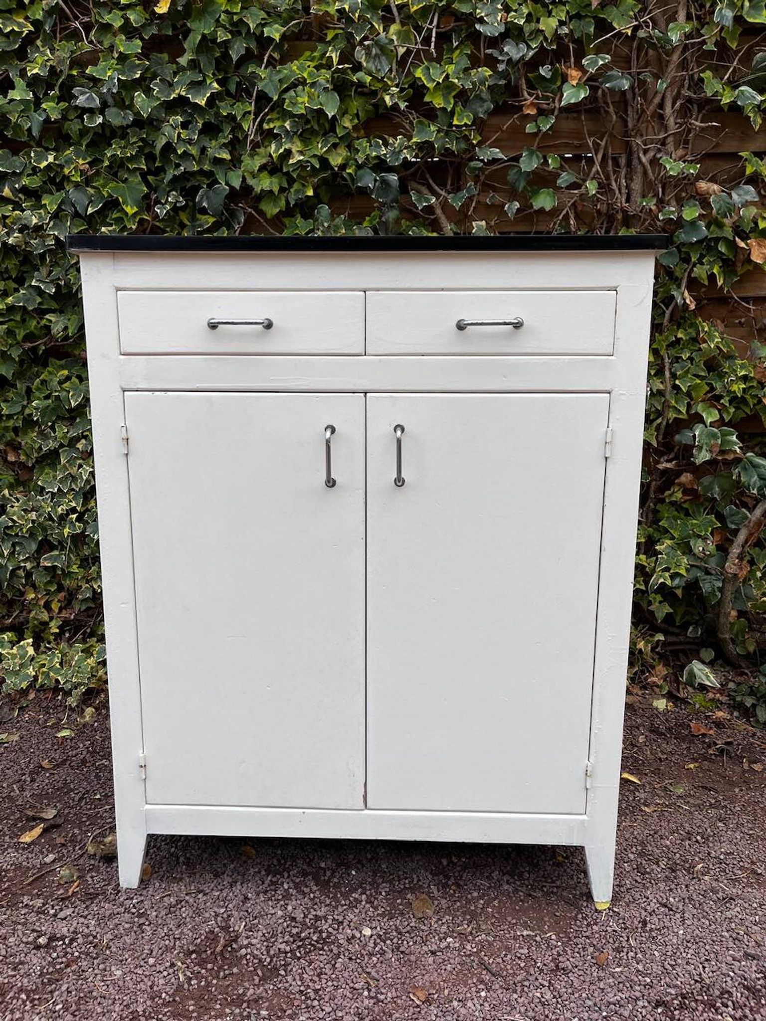 Buffet blanc vintage 2 portes et 2 tiroirs