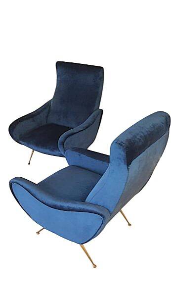 Fauteuils en velours bleu du milieu du siècle, lot de 2