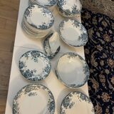 Complete service in iron land Marie Louise