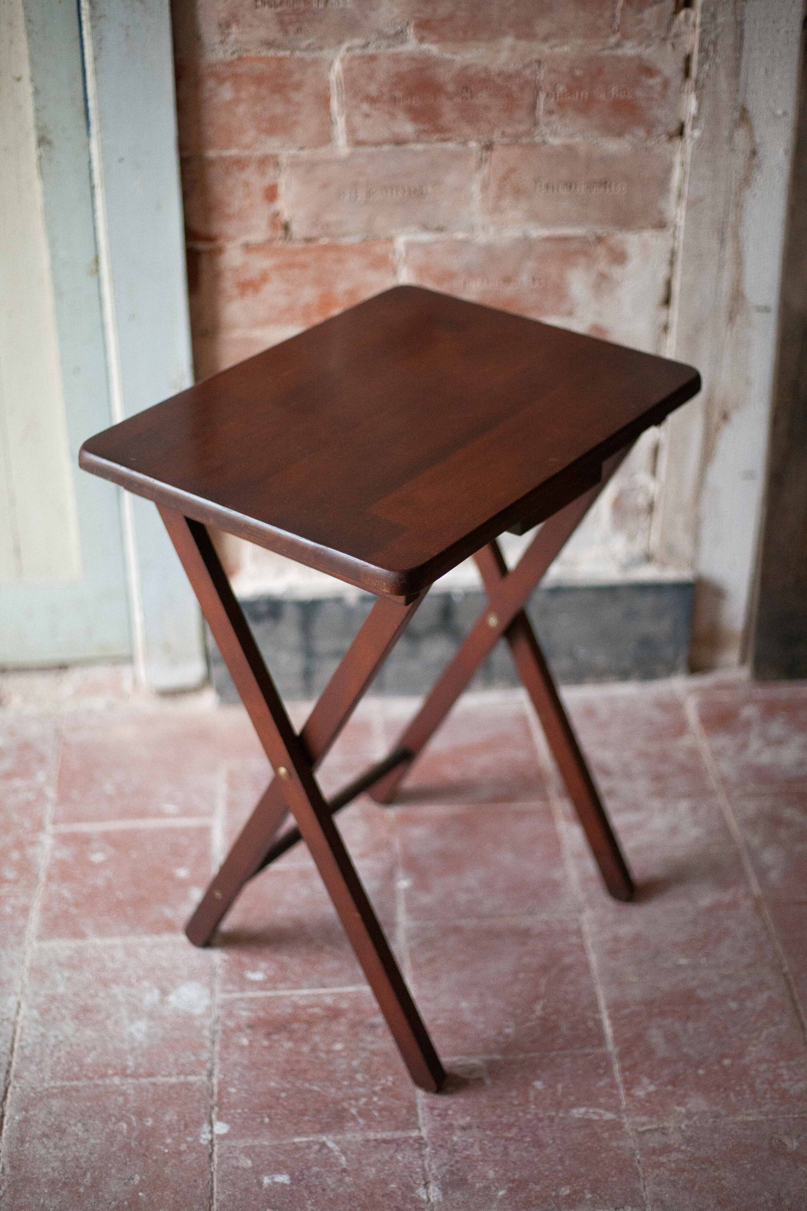 Table d'appoint pliante en bois