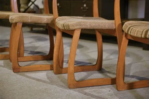 Set of 6 vintage 1960s 'Sleigh' chairs