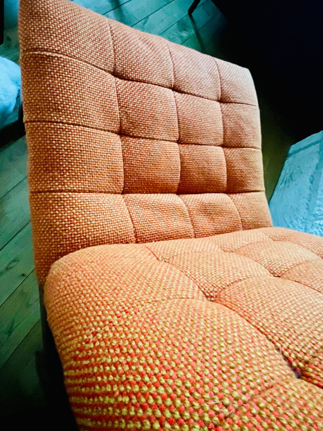 Paire chauffeuses scandinaves vintage