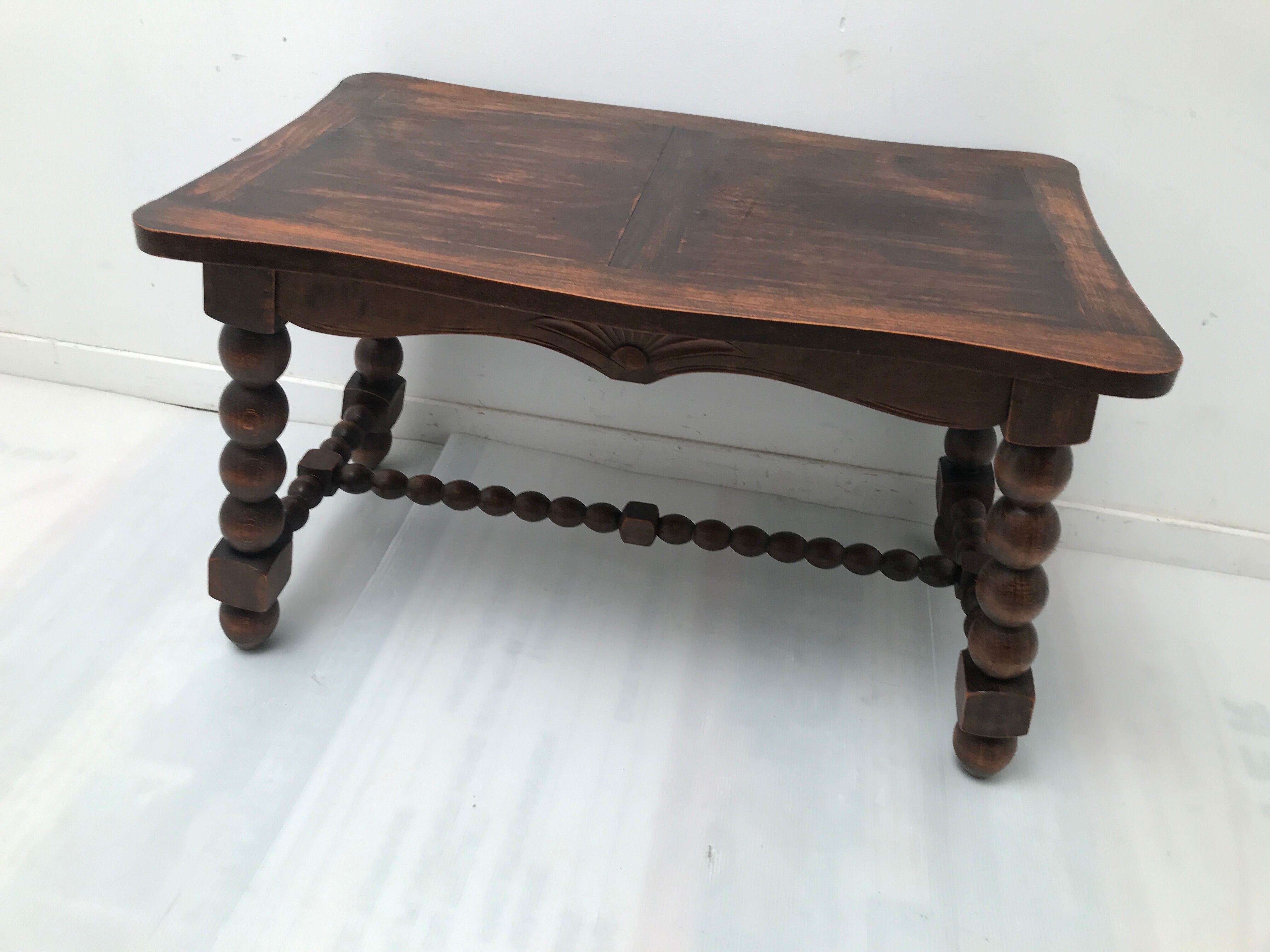 Wooden coffee table legs turned vintage