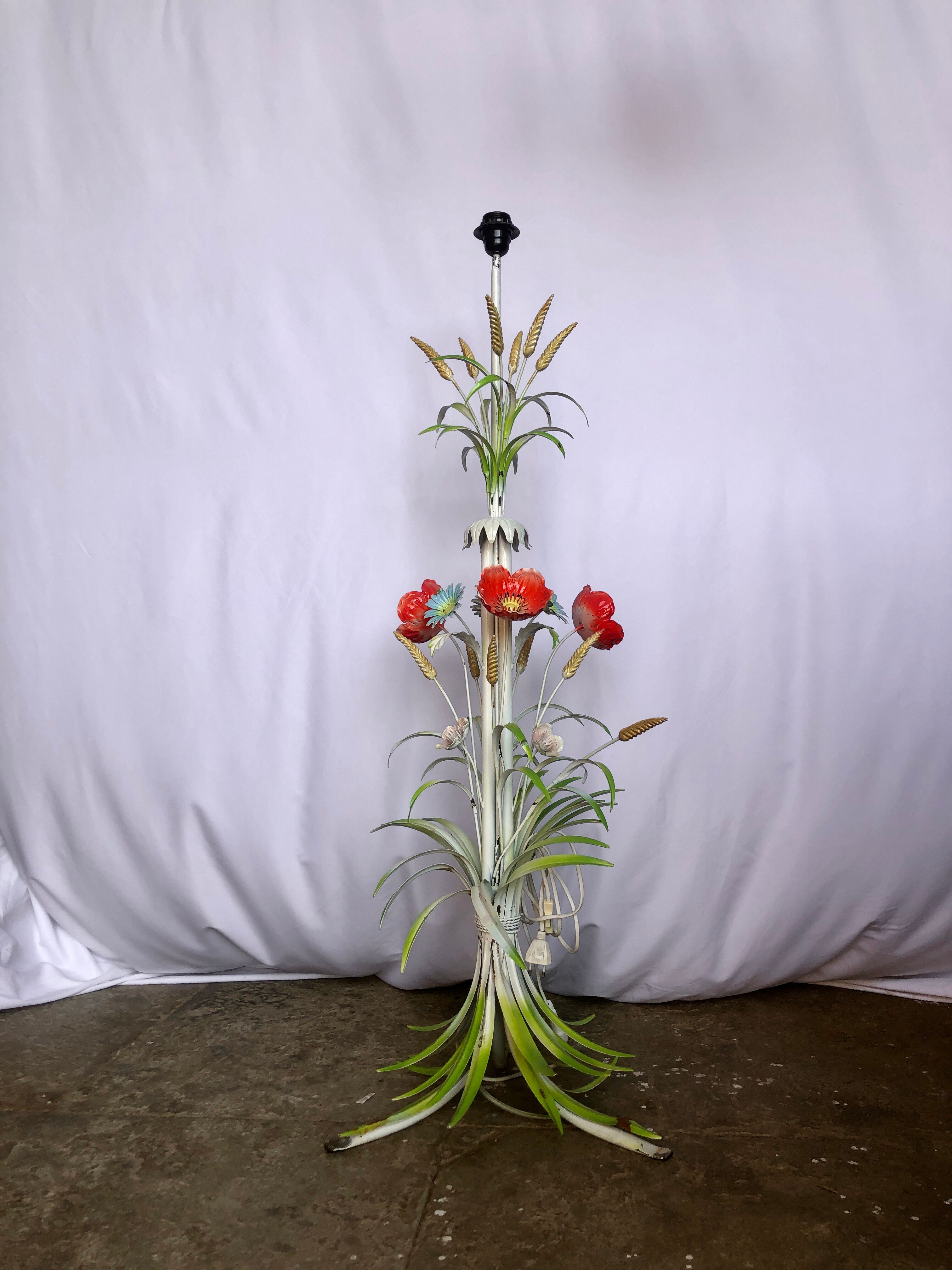 Floor lamp bouquet of summer flowers