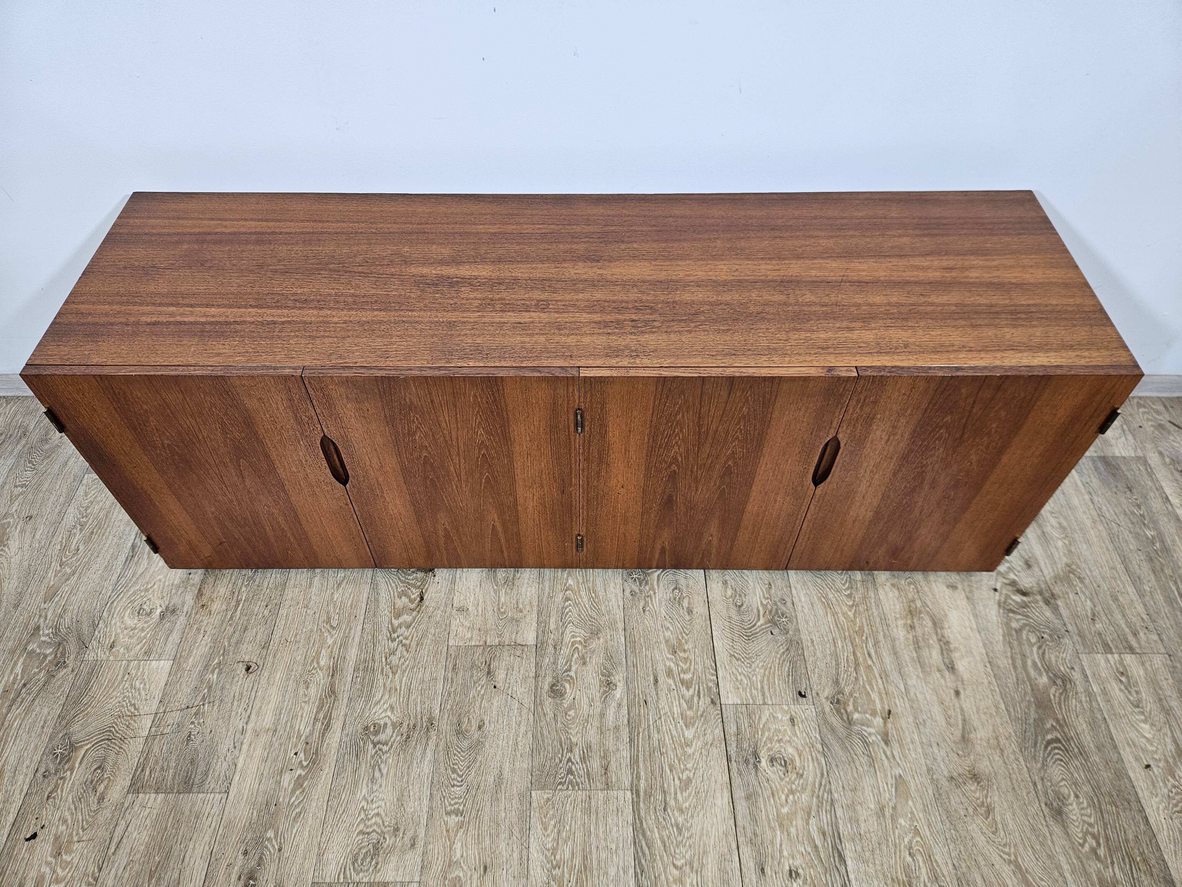 Icône du design, commode en teck, moderne du milieu du siècle, années 1960.