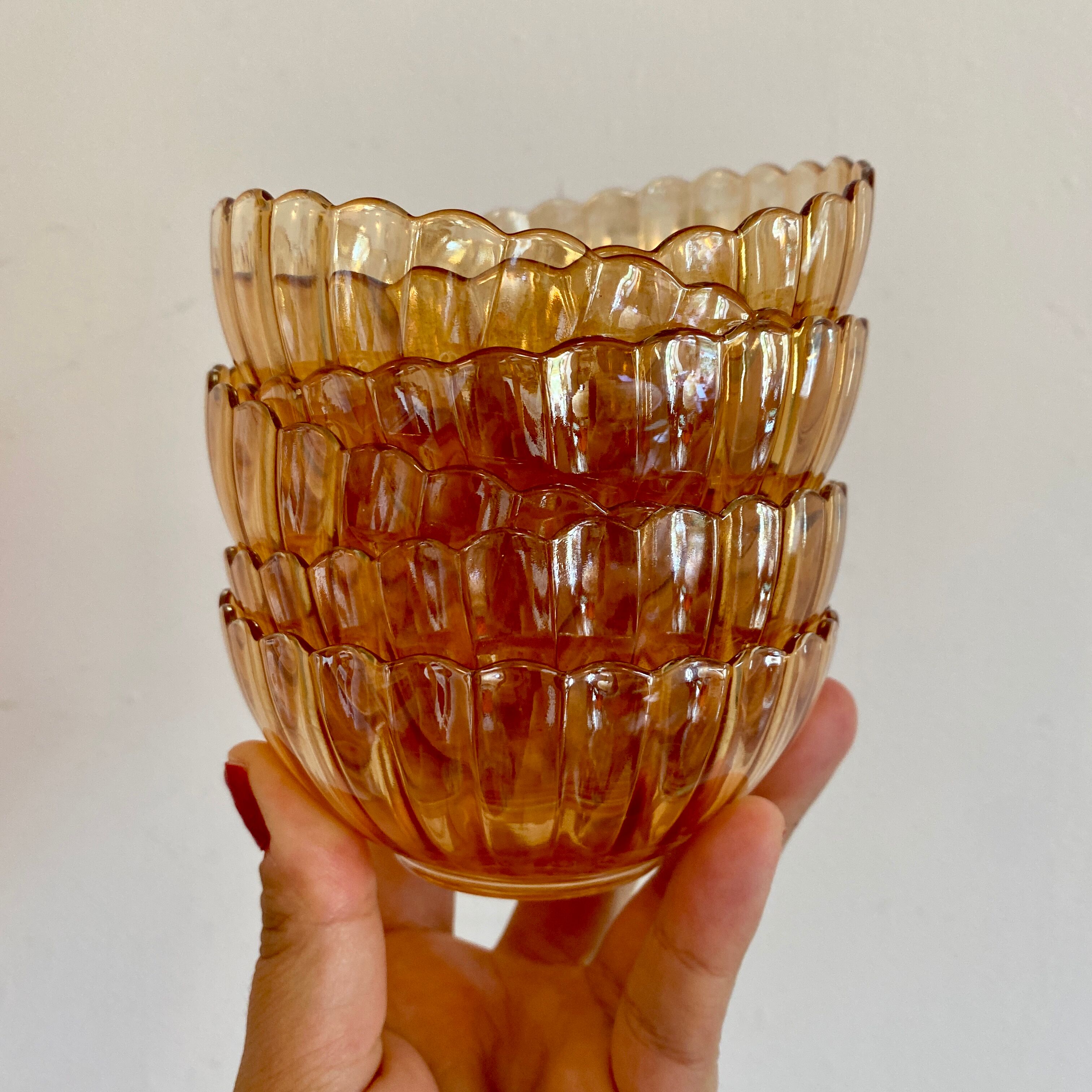 Set of 6 bowls or iridescent pink ramekins