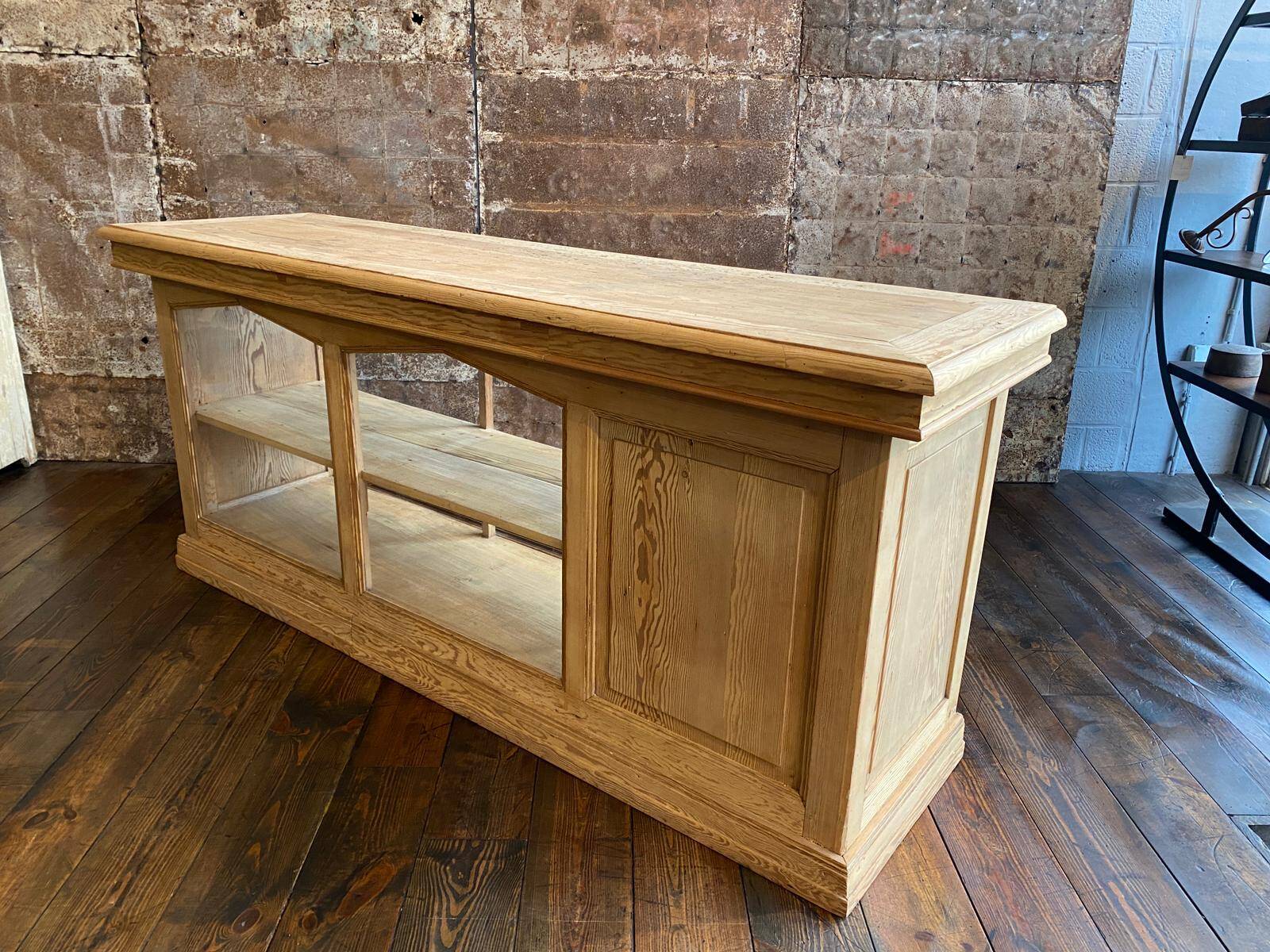 Former trading counter