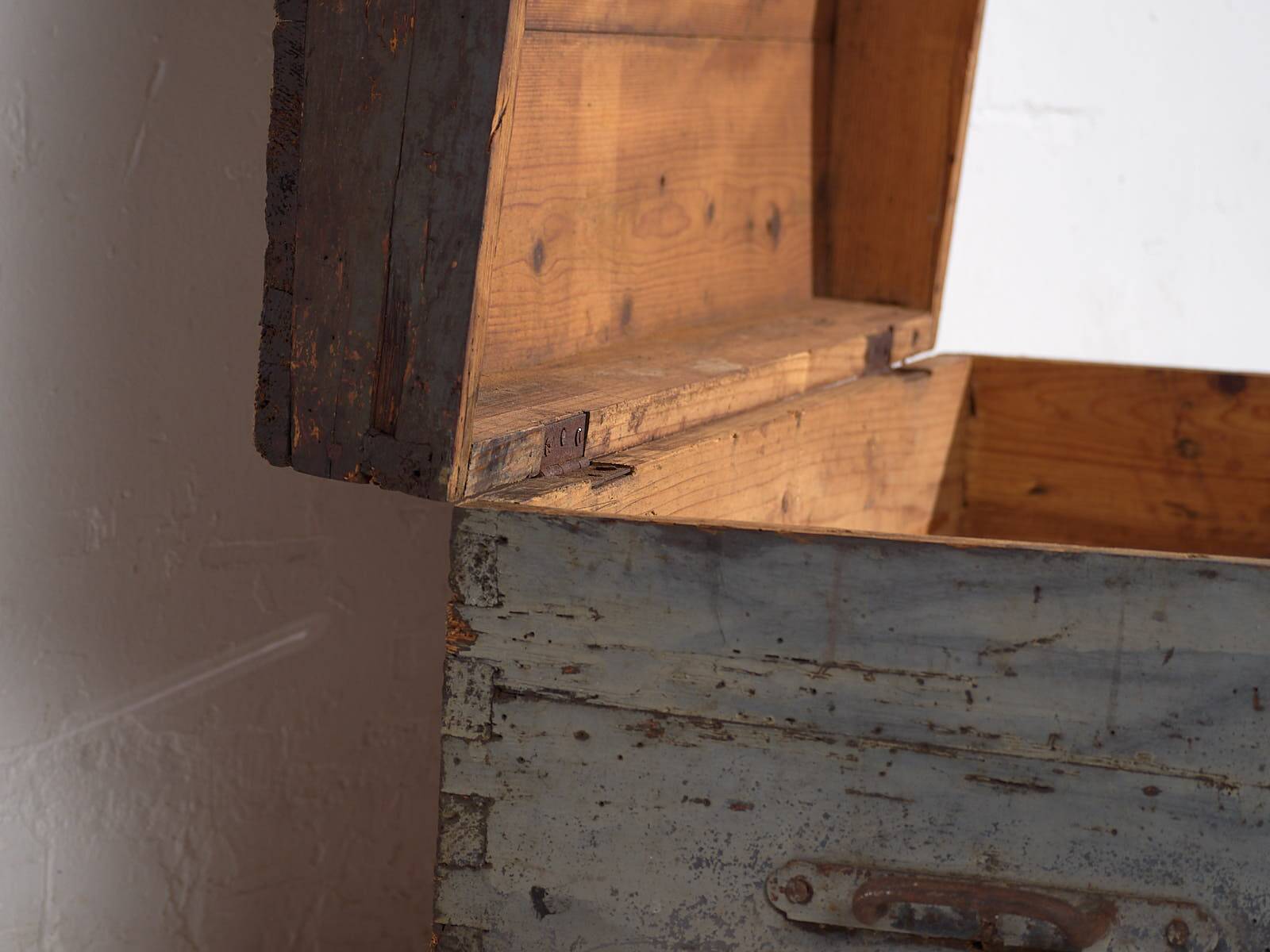 Antique silver-grey solid wood chest (circa 1920) #20