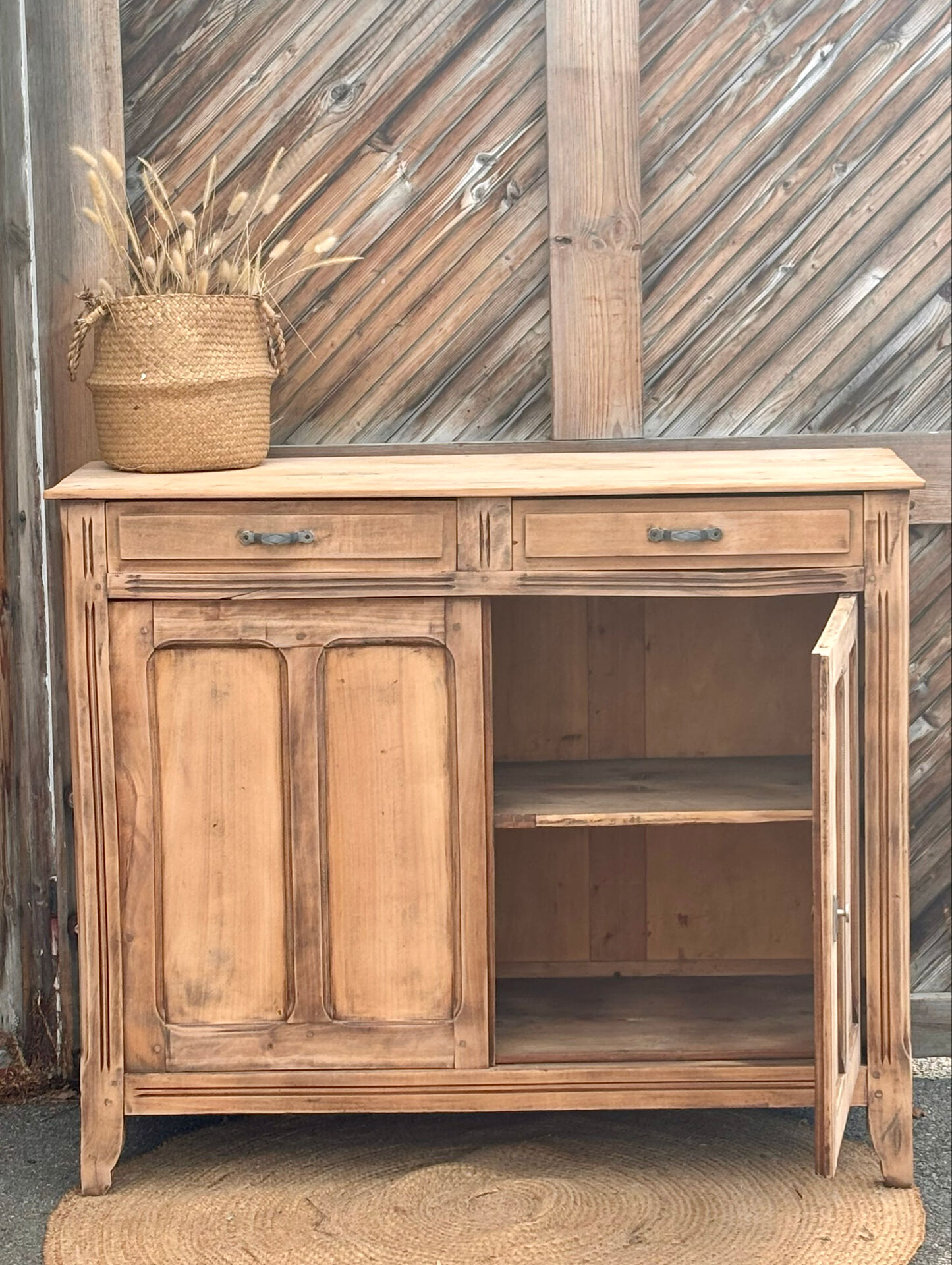 Old Parisian buffet in raw solid wood - 2 drawers
