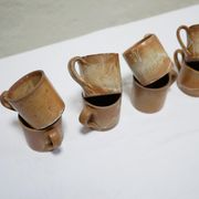 Série de 8 tasses et sous tasses vintage en grès