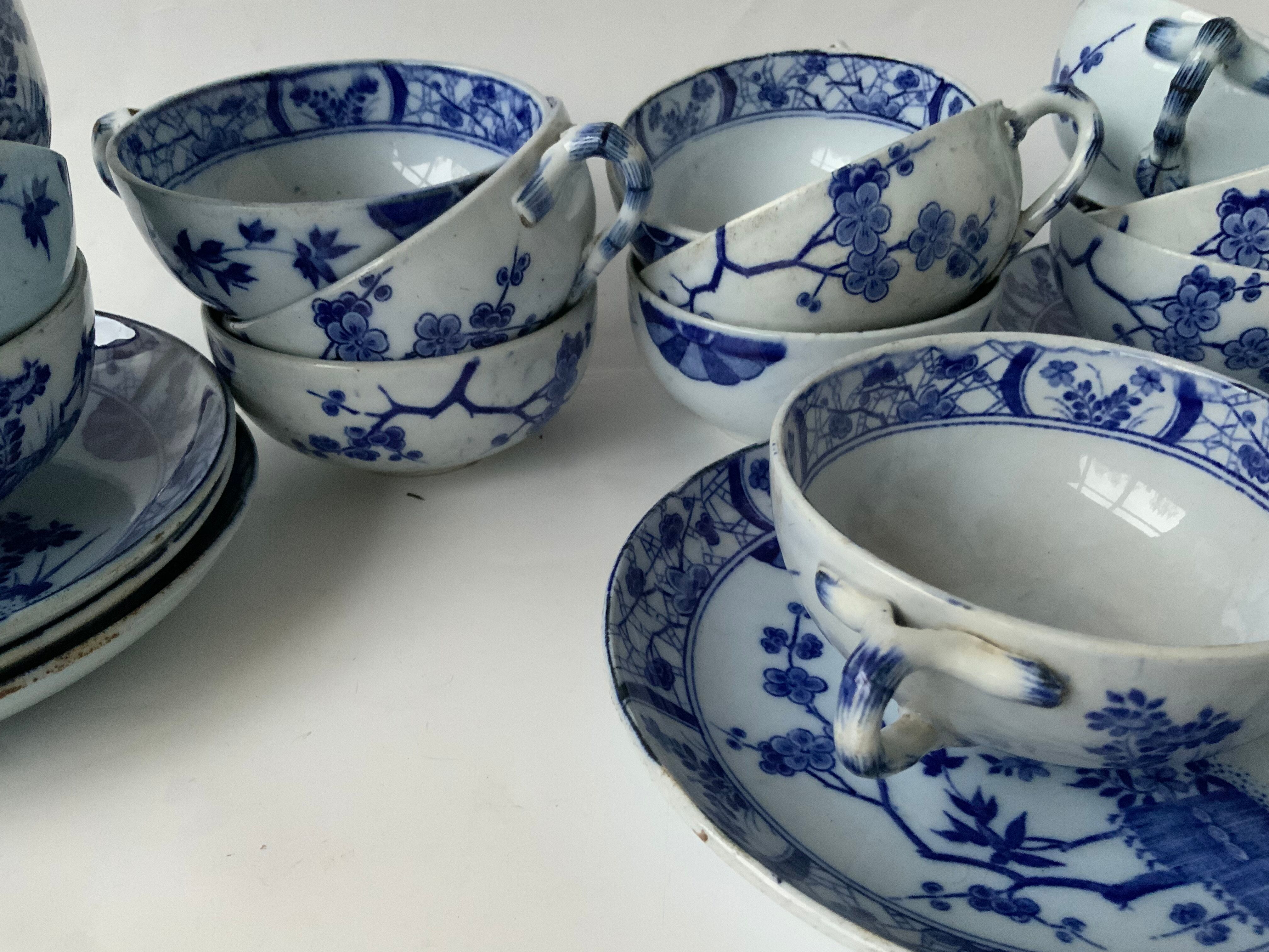 Old cups Creil & Montereau