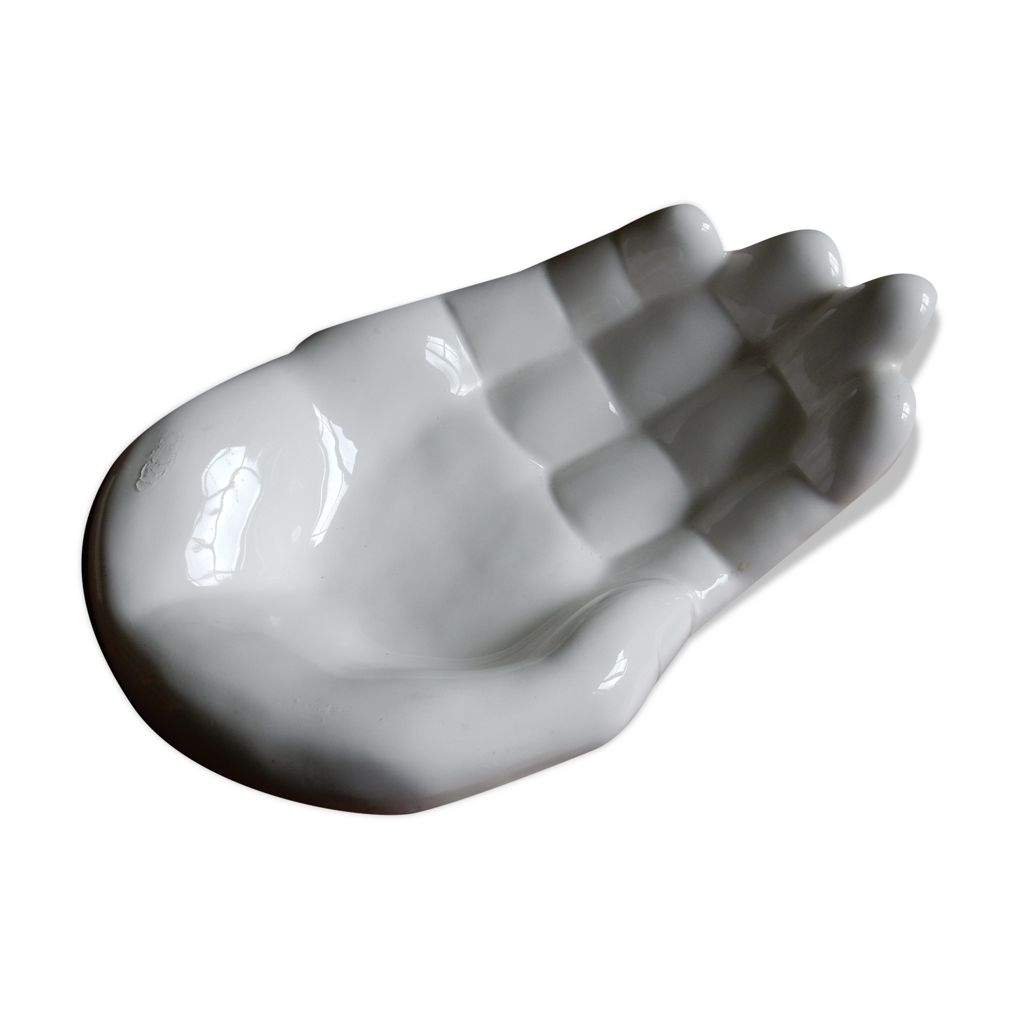 Large empty hand-shaped pocket / Vintage 70s white ceramic