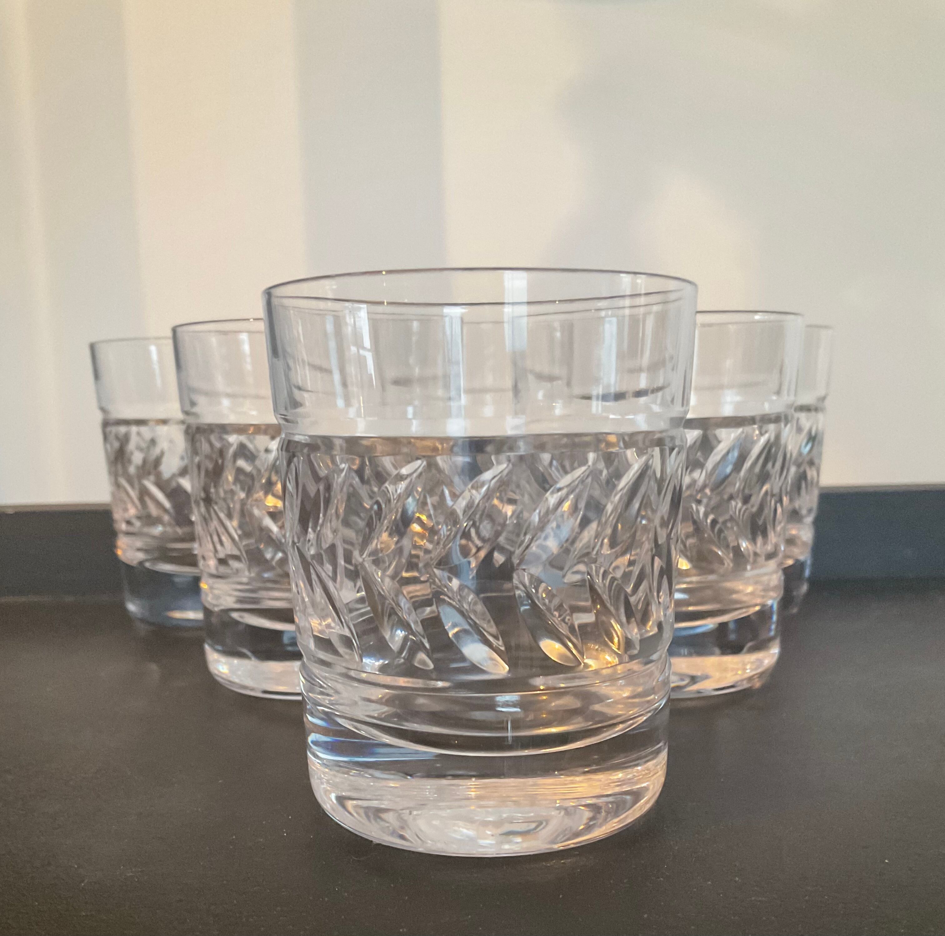 Série de 6 verres en cristal de Sèvres des années 70