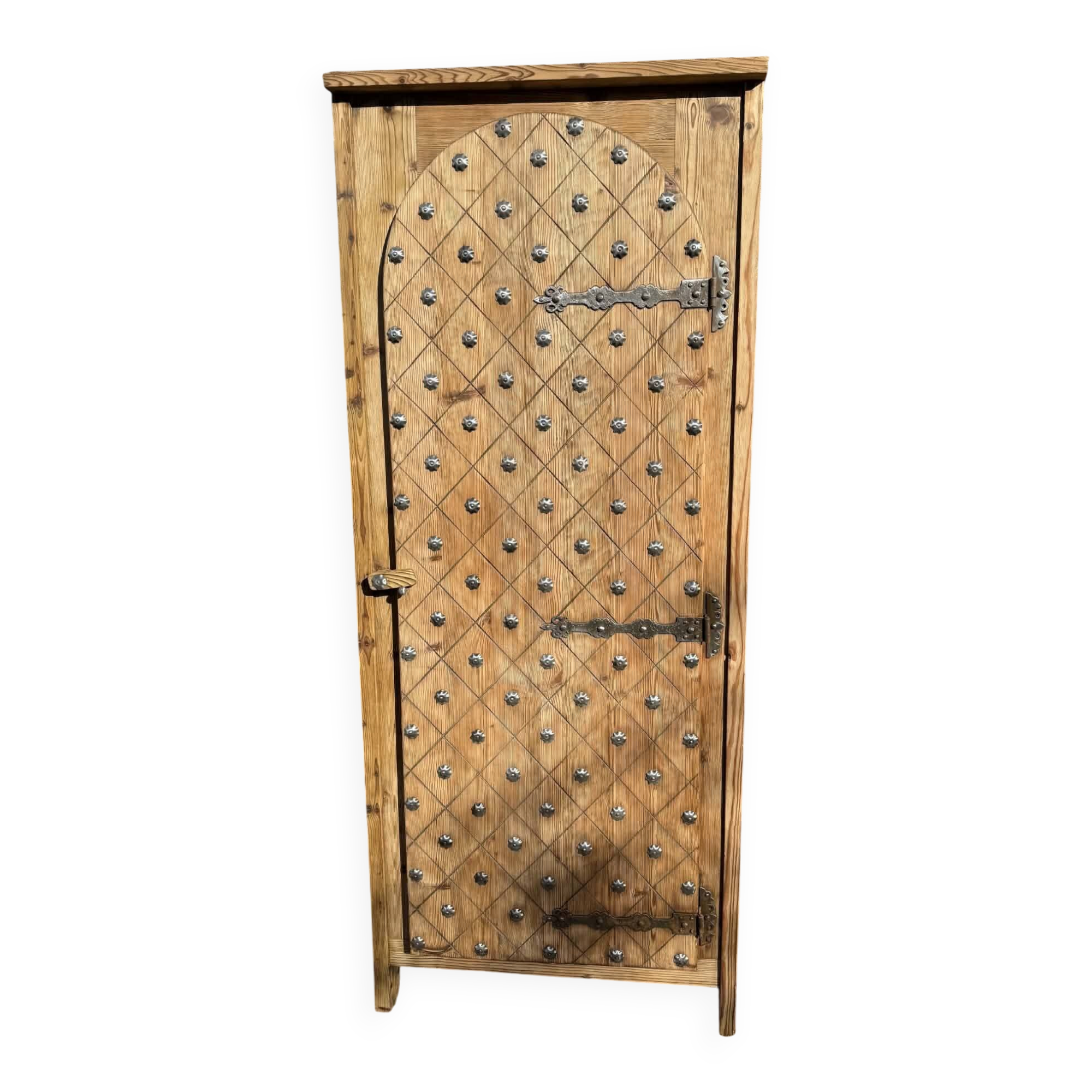 Old Spanish wardrobe/ hosiery/ medieval wardrobe