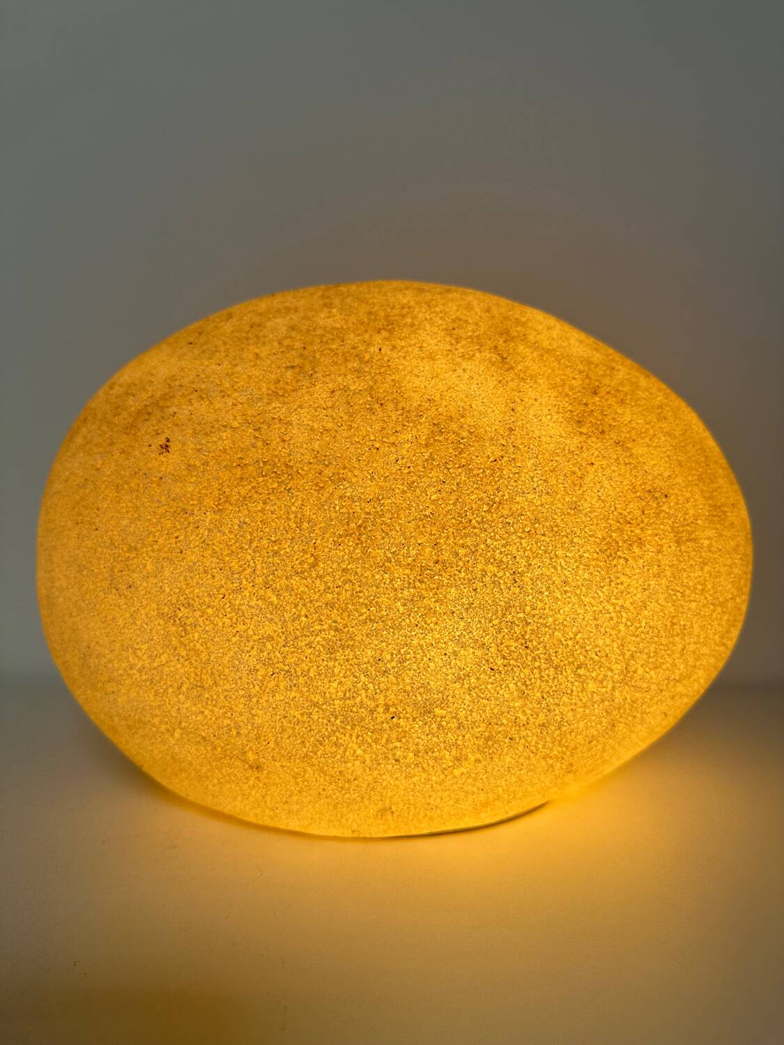 Lampe rocher par André Cazenave modèle Dora 1970