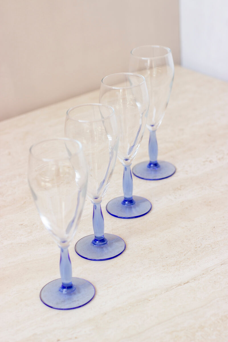 4 flutes à champagne - pied bleu