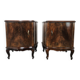 Pair of 1940s Chippendale bedside tables in walnut burl