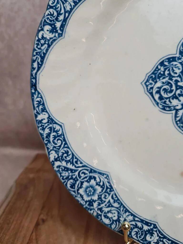 Antique plate Gien 19th century – Grand Dépôt E. Bourgeois Paris – Ironstone