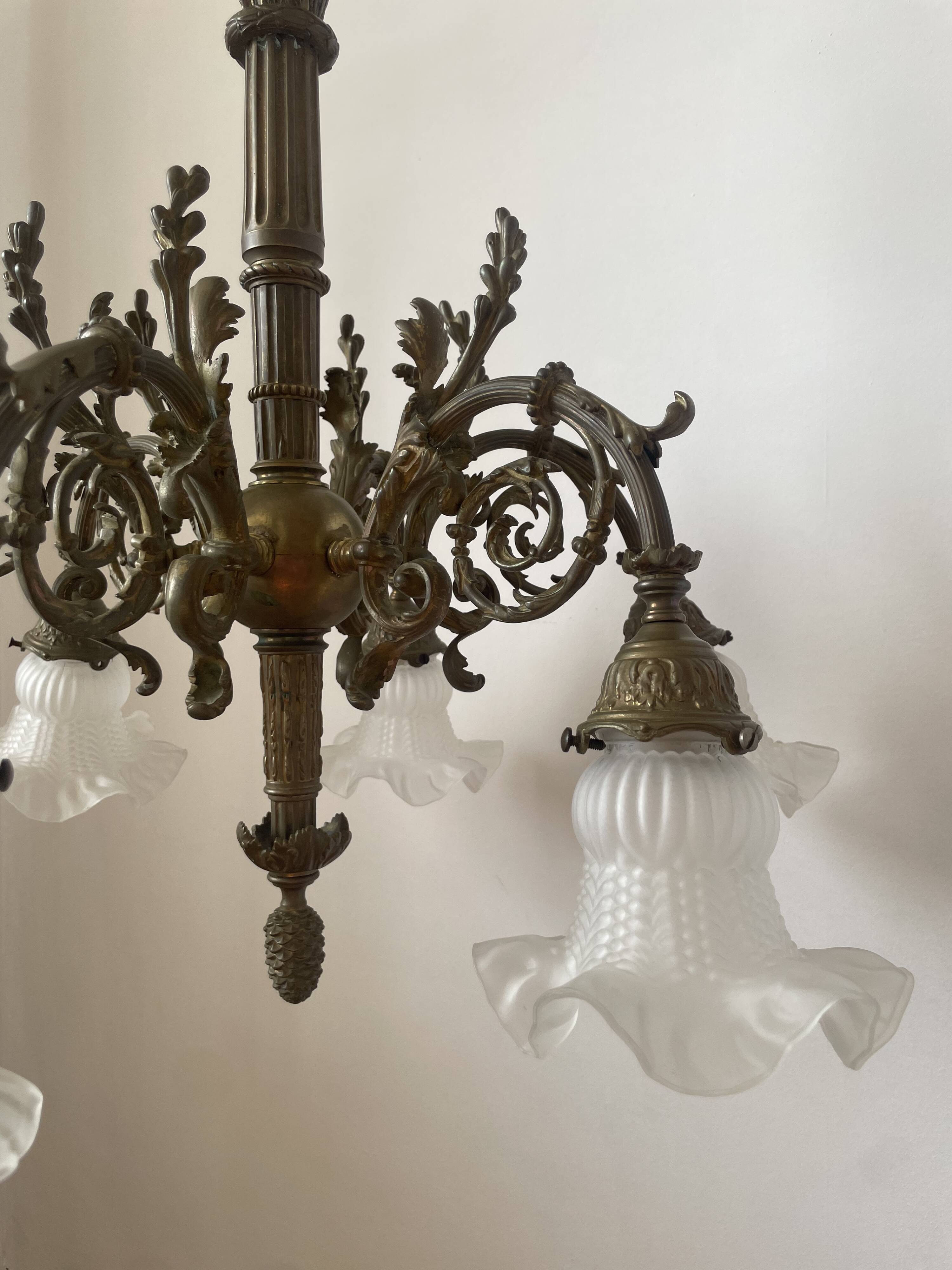 Brass chandelier with 6 branches