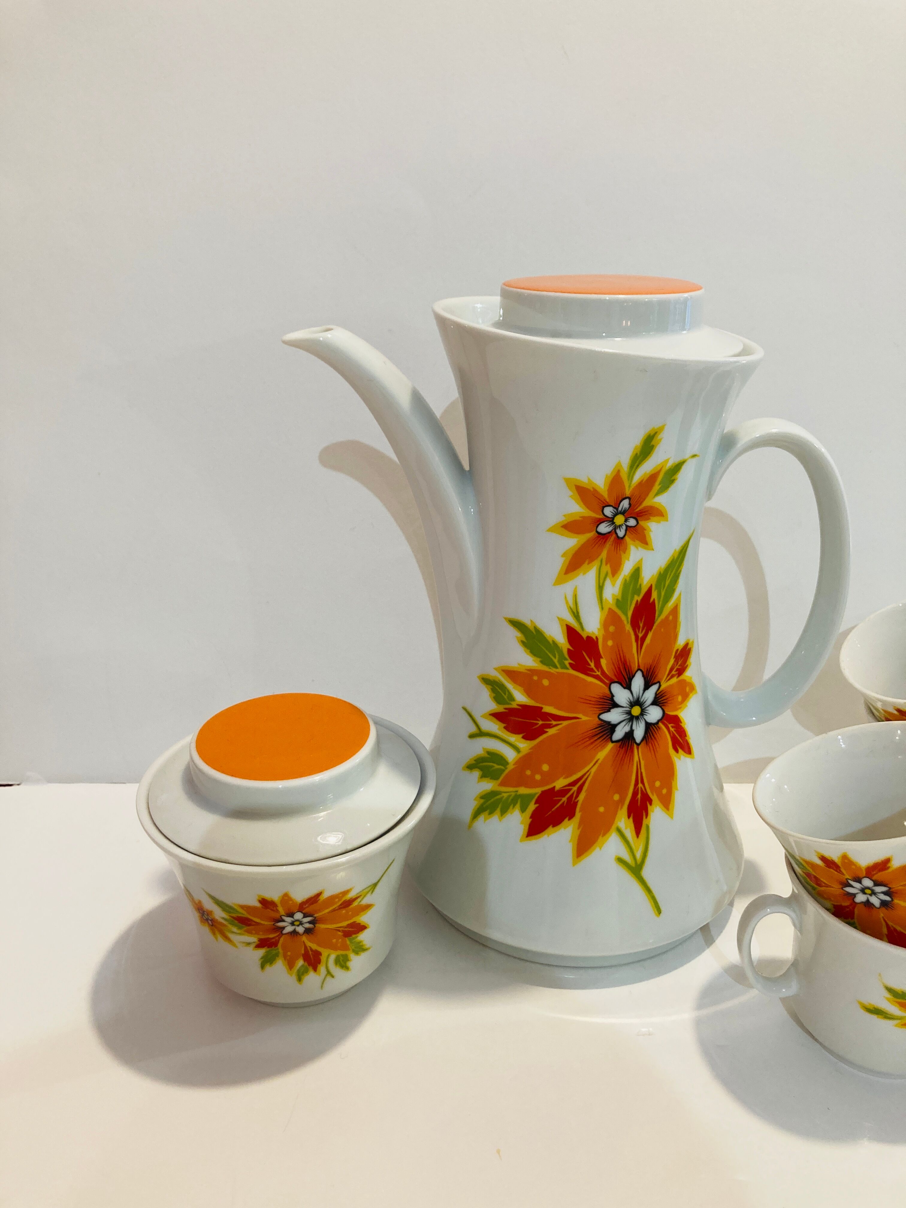 Teapot & 4 cups 70s winterling schwarzenback bavaria germany-retro-cuisine -vintage