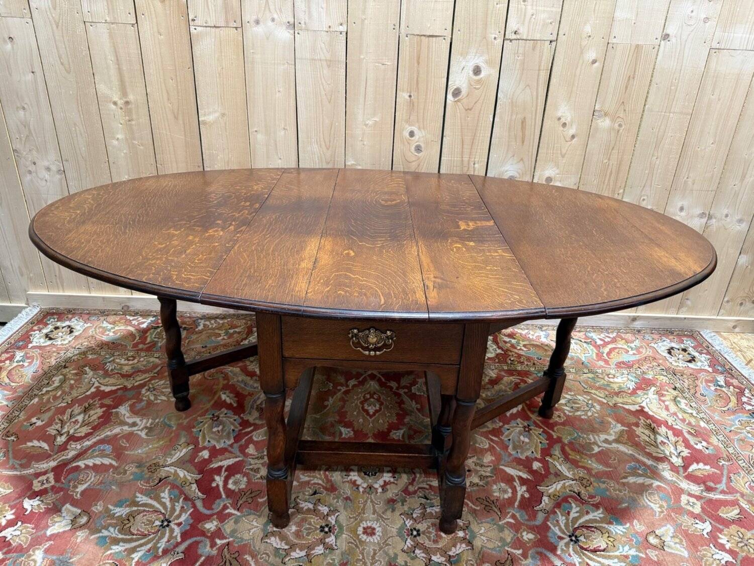 Gateleg Table – Jacobean Style – Thos Turner Manchester – Solid Oak