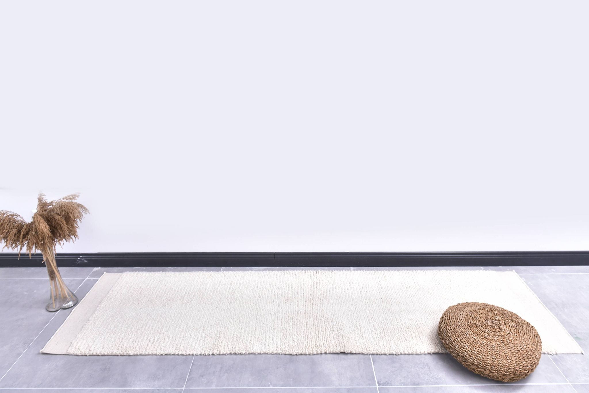 2x8 White Handmade Wool Vintage Runner Rug, 67x246Cm
