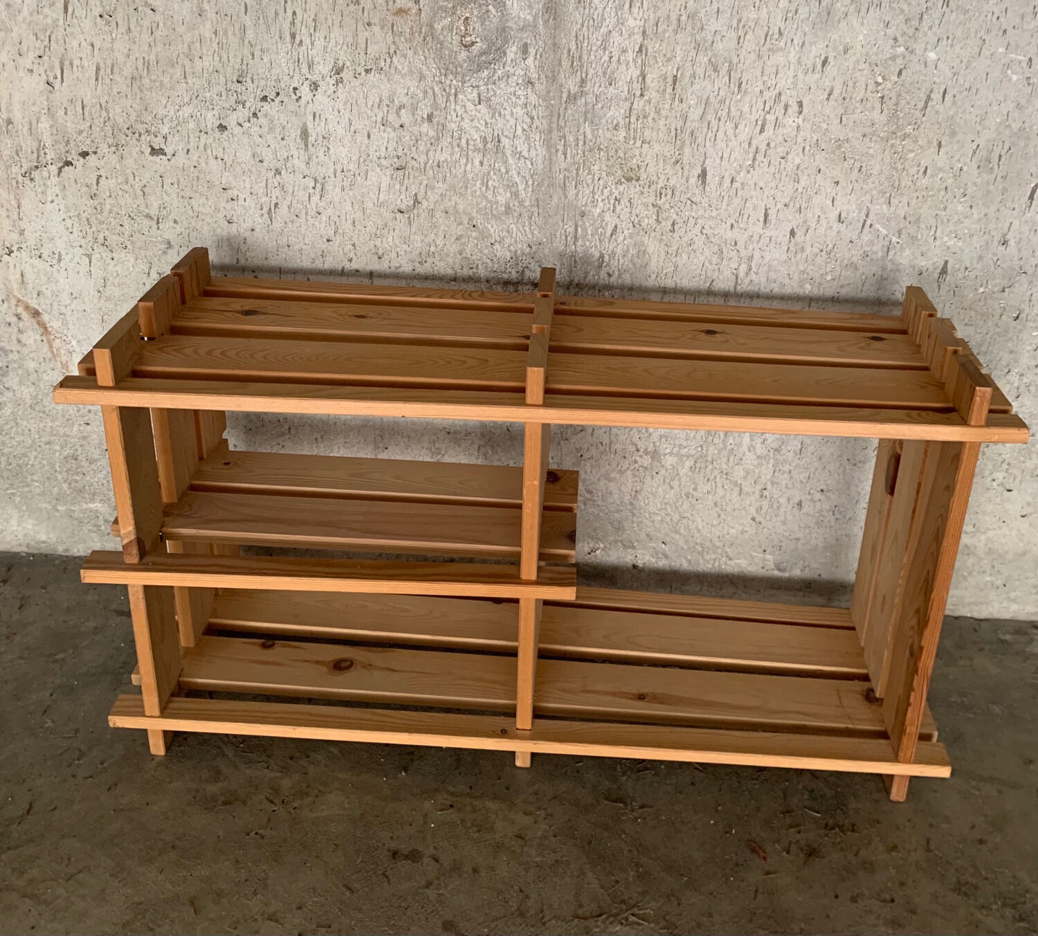 Wooden shelf to put down