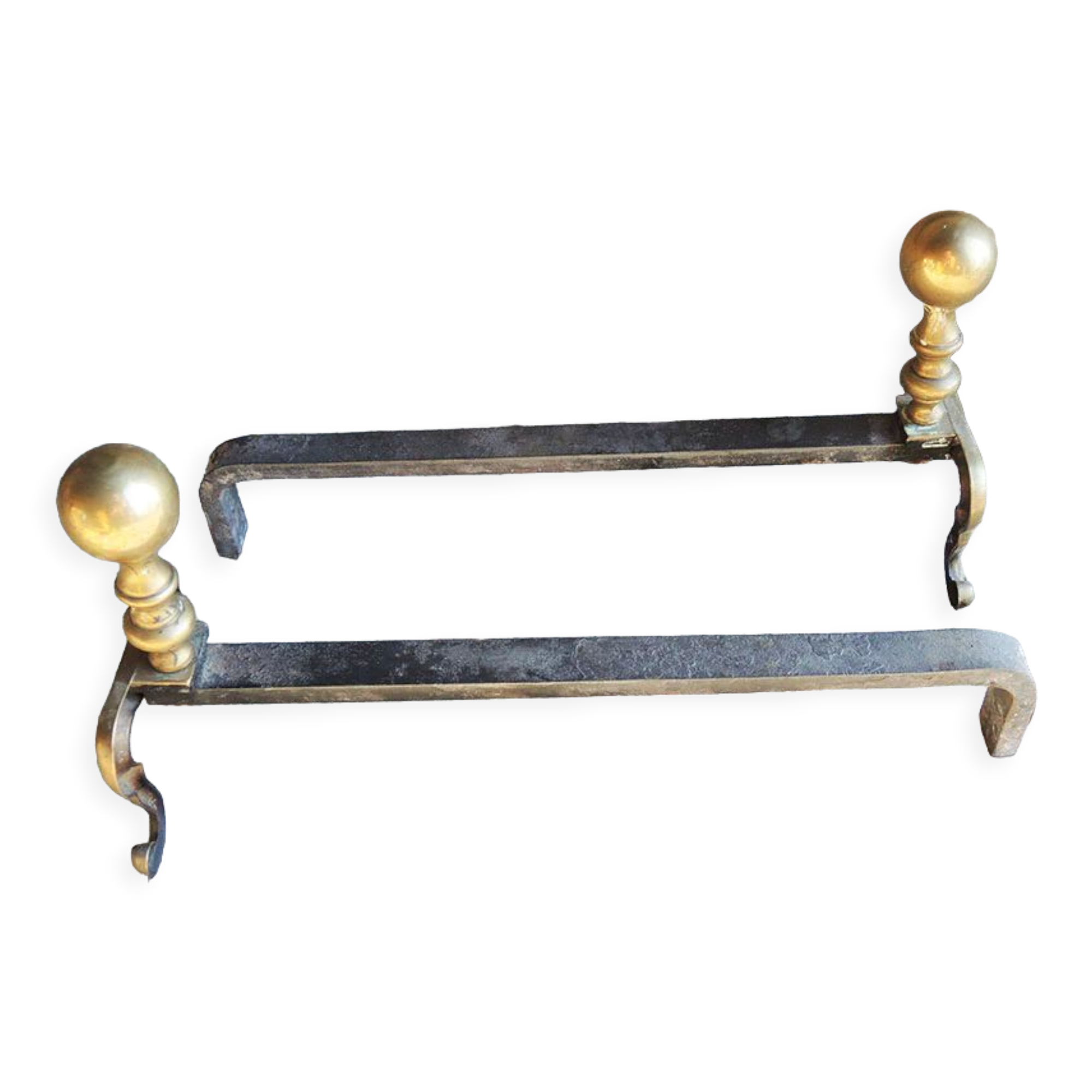 Old brass chenets foot in cabriole