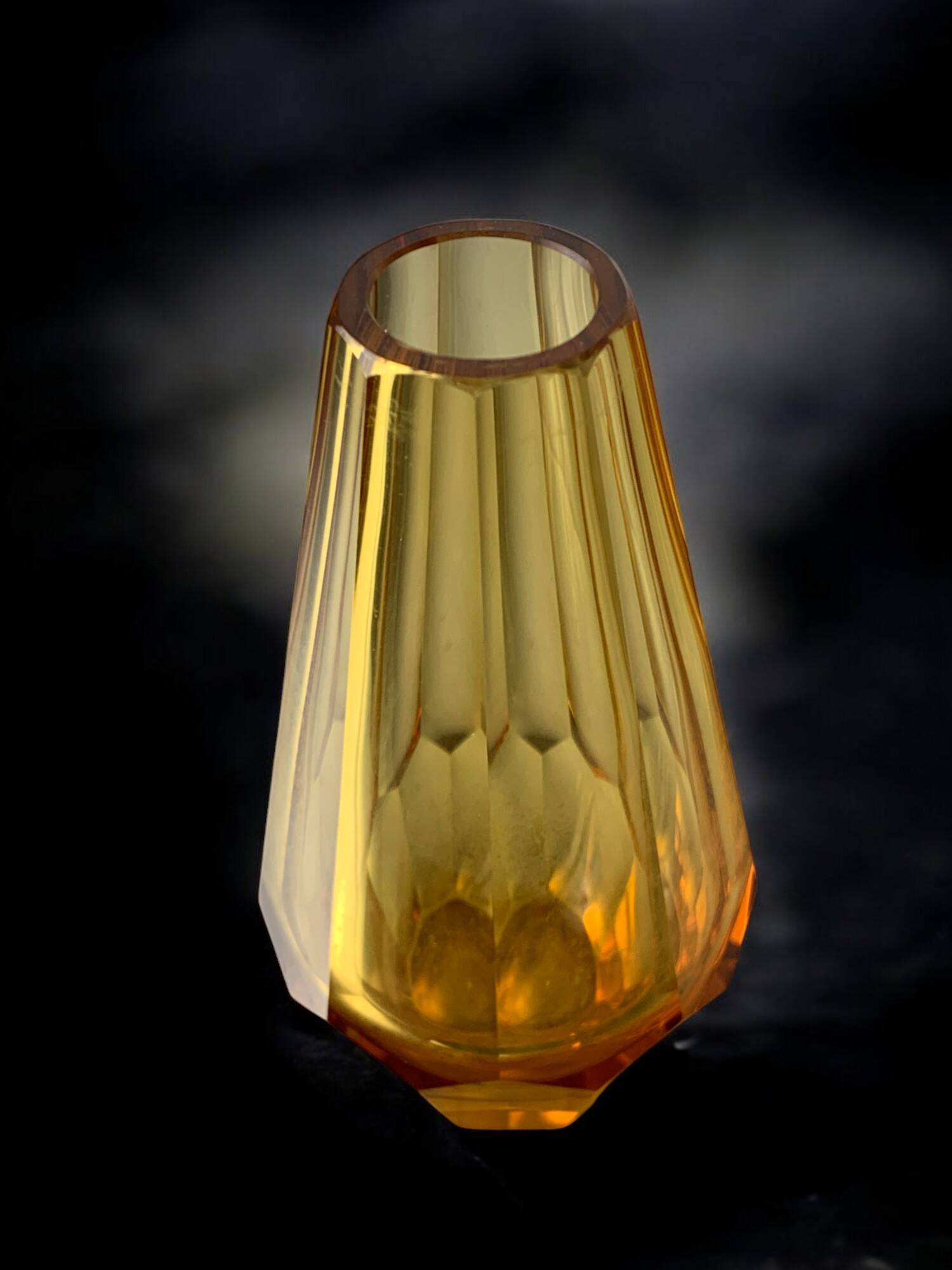 Yellow Faceted Vase by Seguso, Murano glass, Italy, 1970