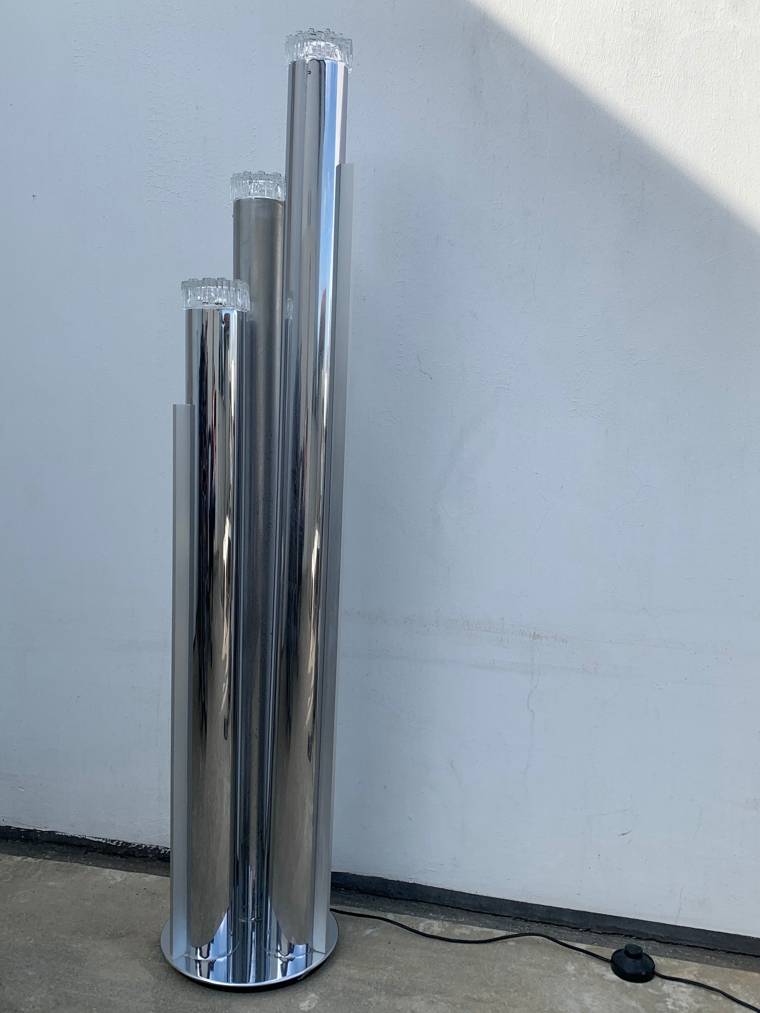 Floor lamp in chrome and glass, 1970