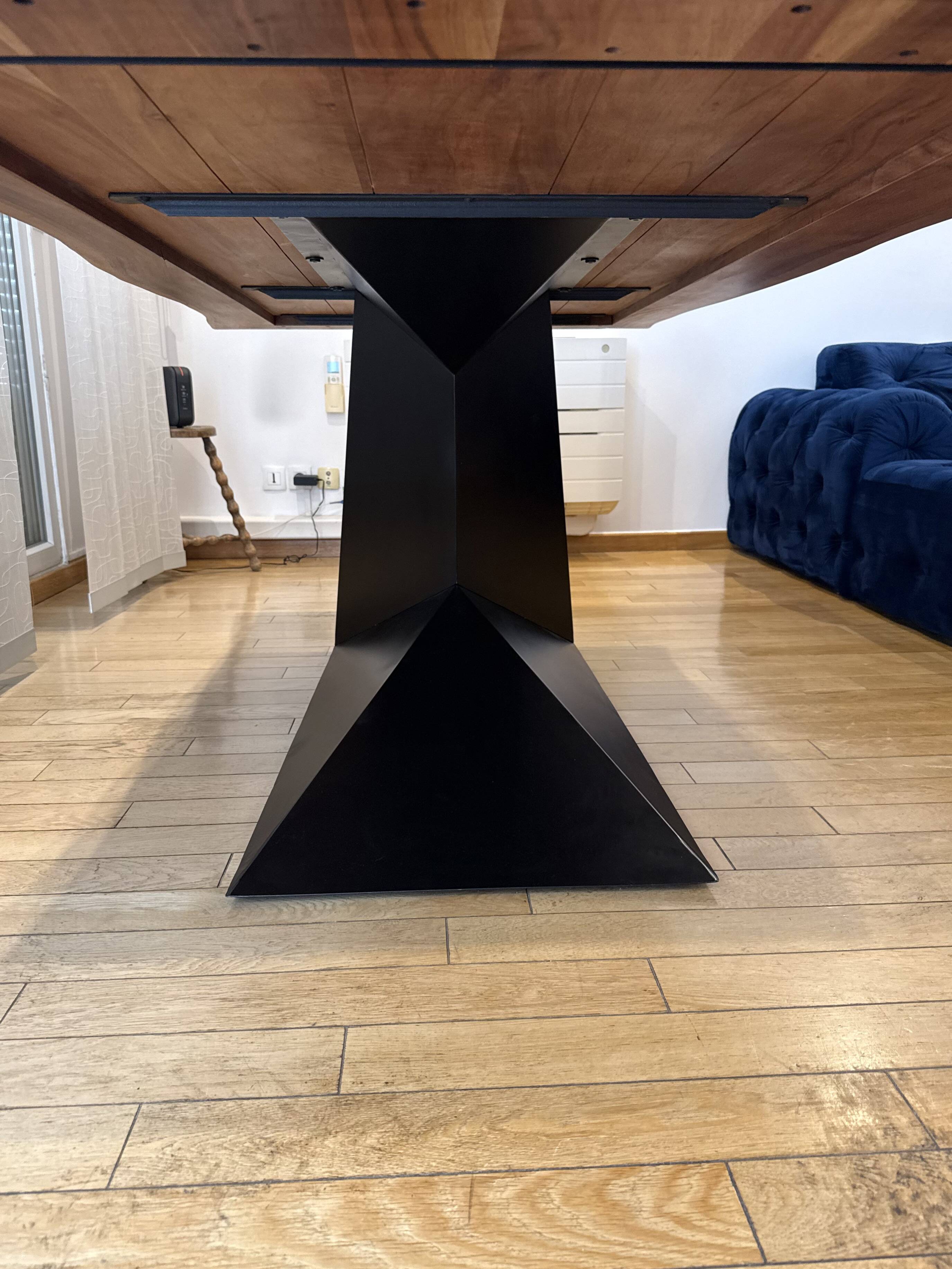 Suspended dining table in acacia wood and metal Coco