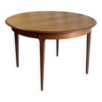 Scandinavian-style teak dining table - mid-20th century