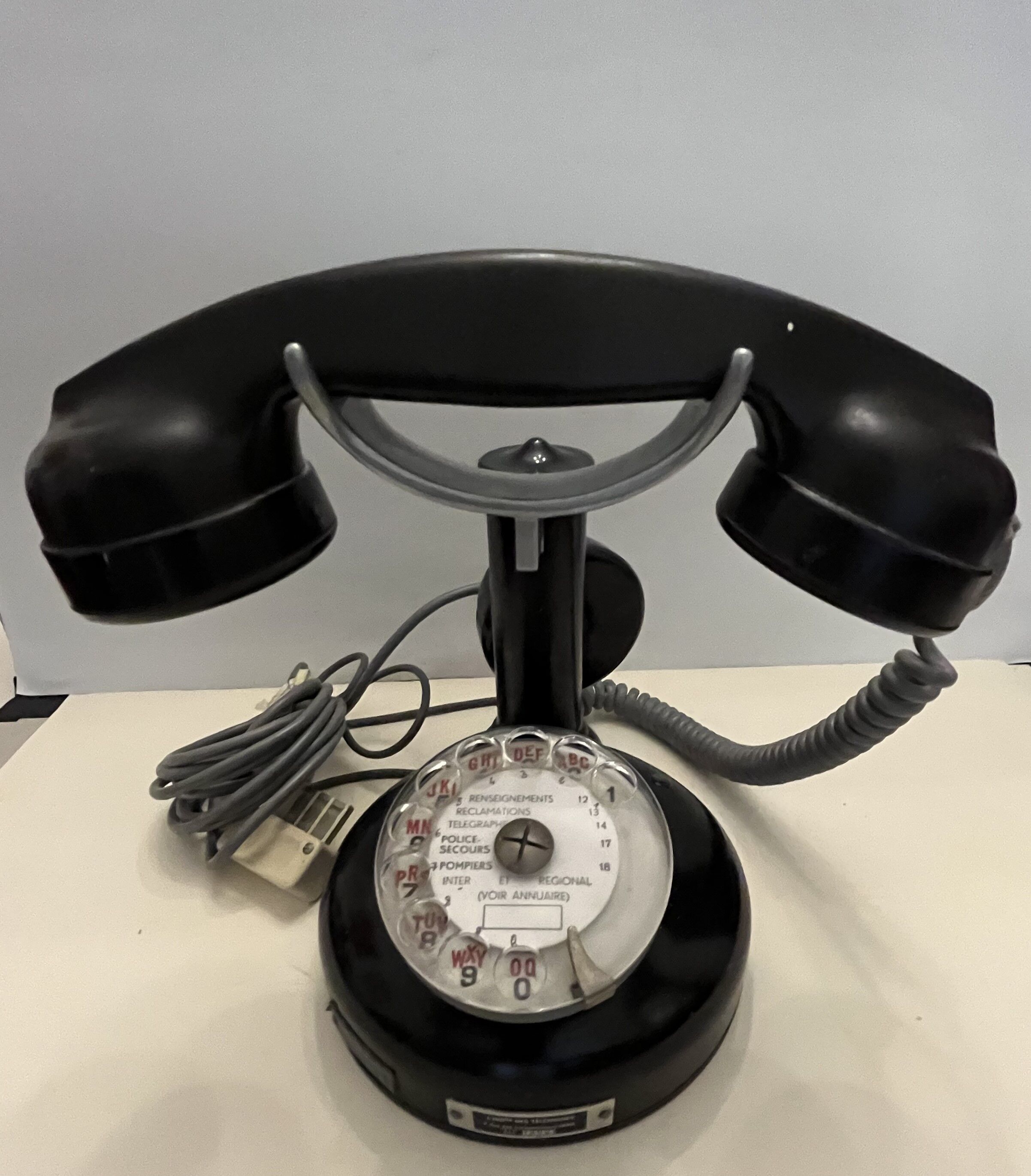 Old bakelite phone