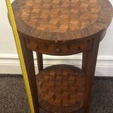 Table d’appoint / guéridon double plateau style Louis XVI en bois marqueté