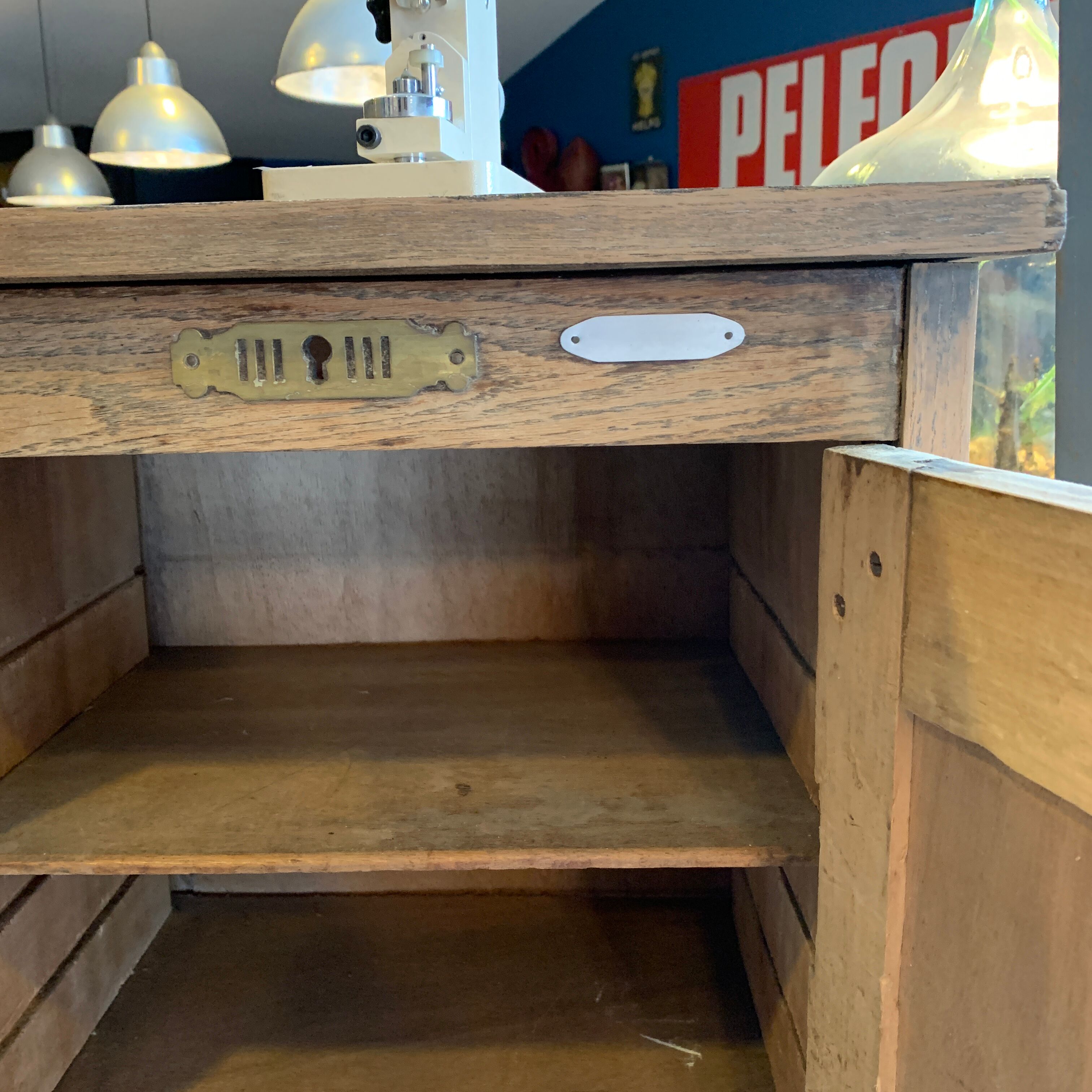 2-door filing cabinet