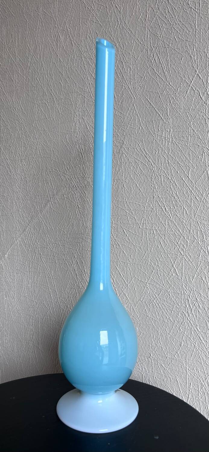 Vintage blue opaline soliflore