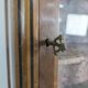 Vitrine en bois de Rose de style Transition