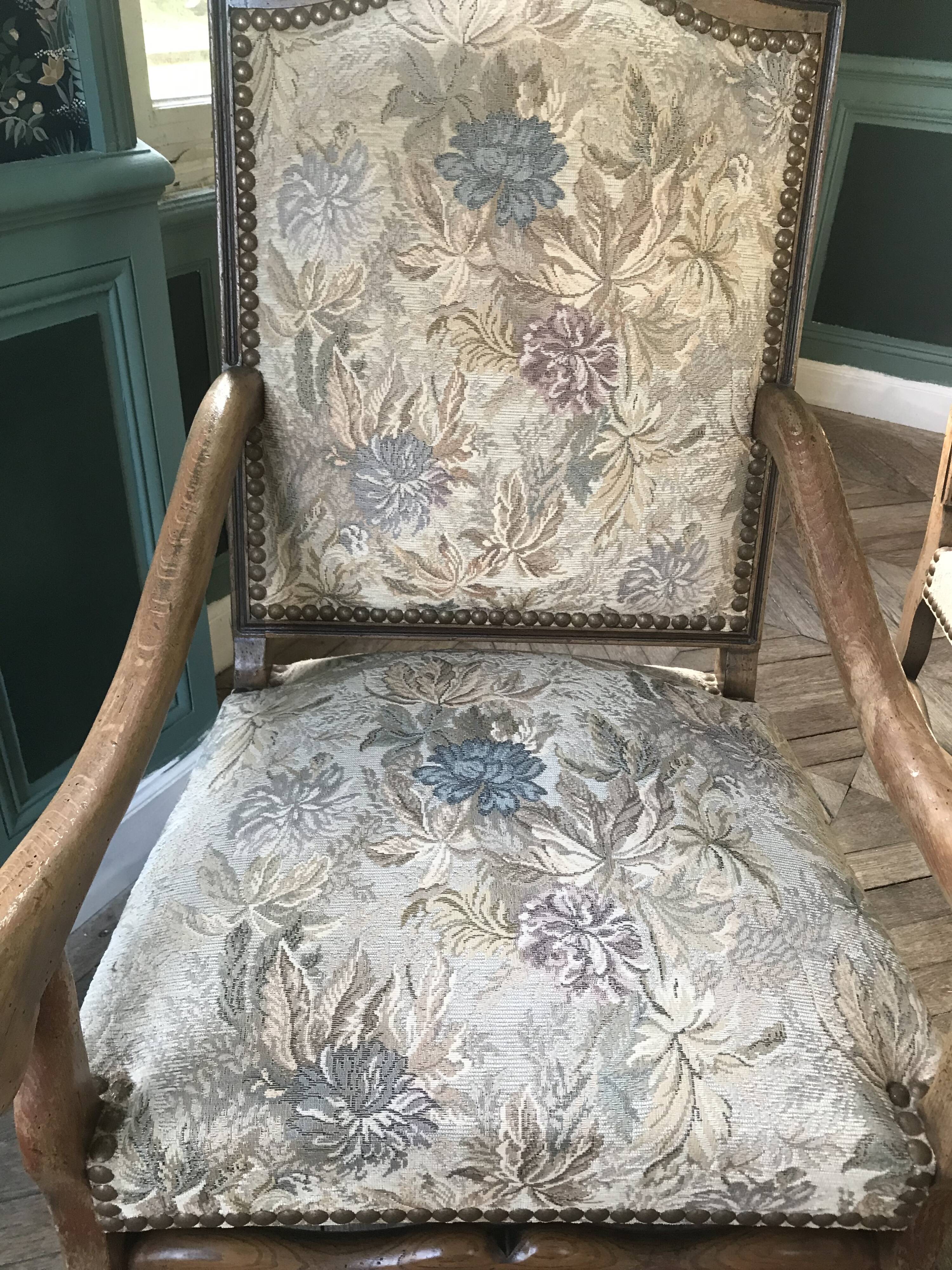 Louis XII bench and armchairs