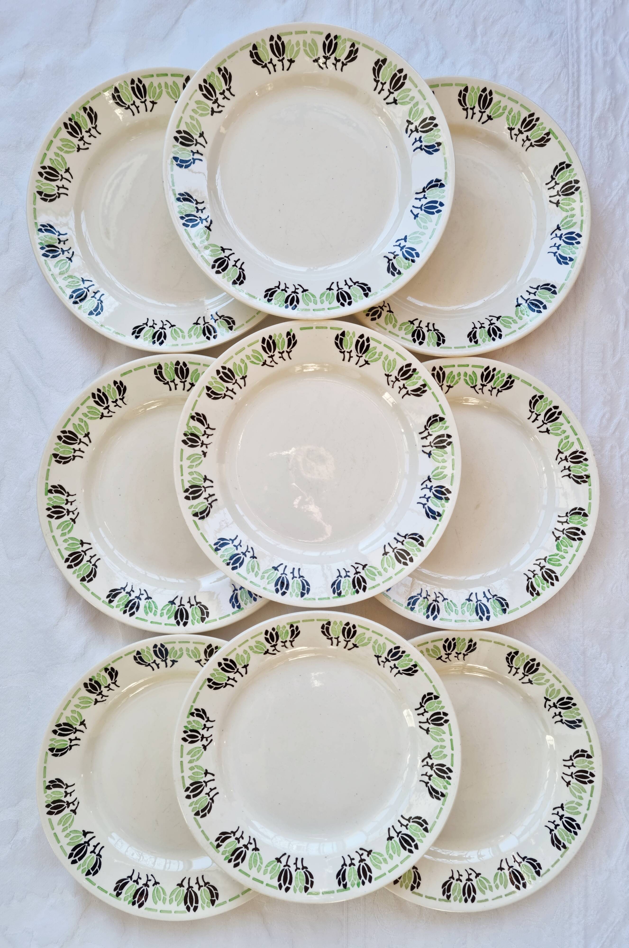 Set of 9 flat plates Paulette H.B.C Choisy le Roi