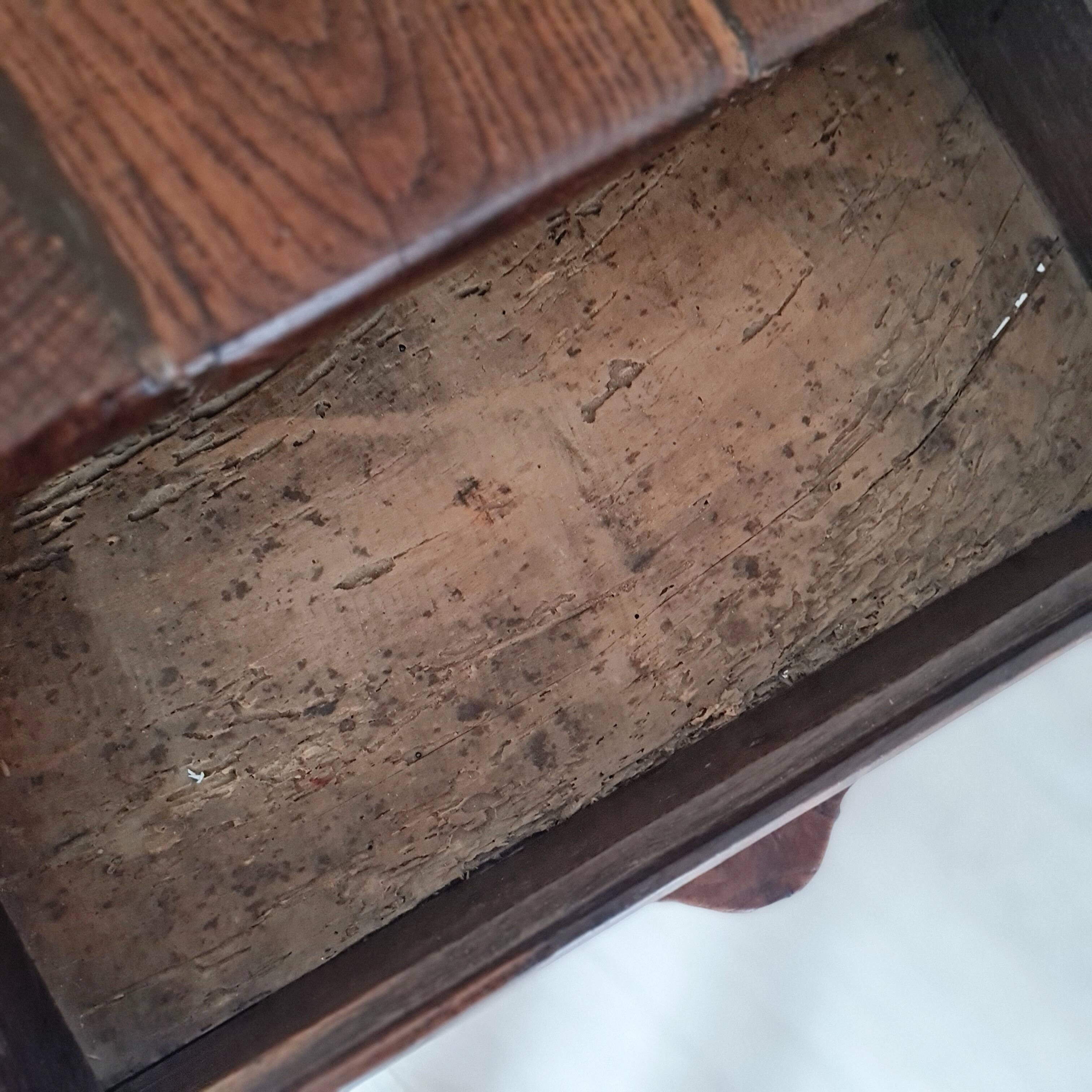 Antique farm table with 2 drawers