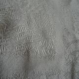 Set tablecloth and 6 assorted towels