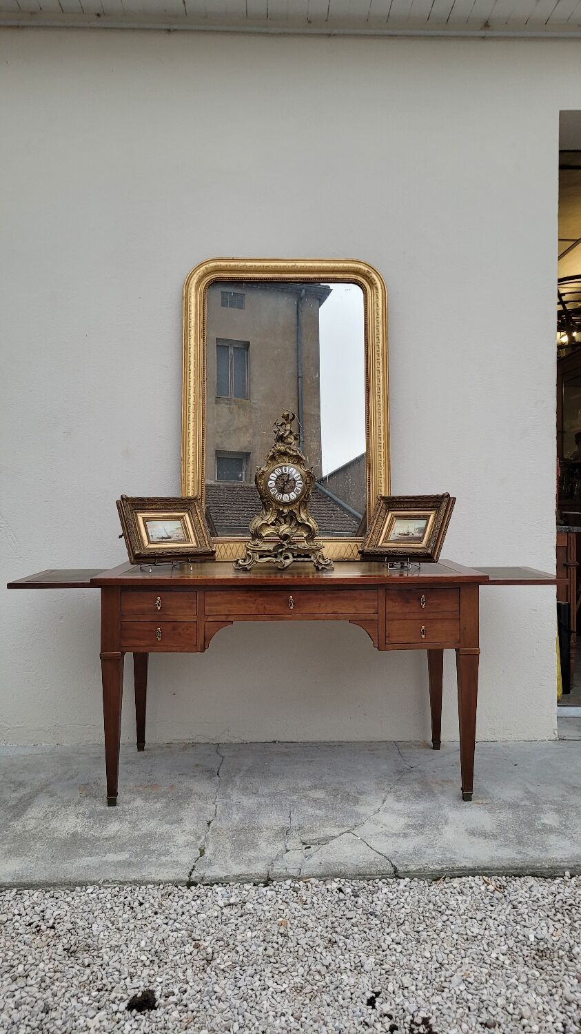 Louis XVI style flat desk in 19th century mahogany