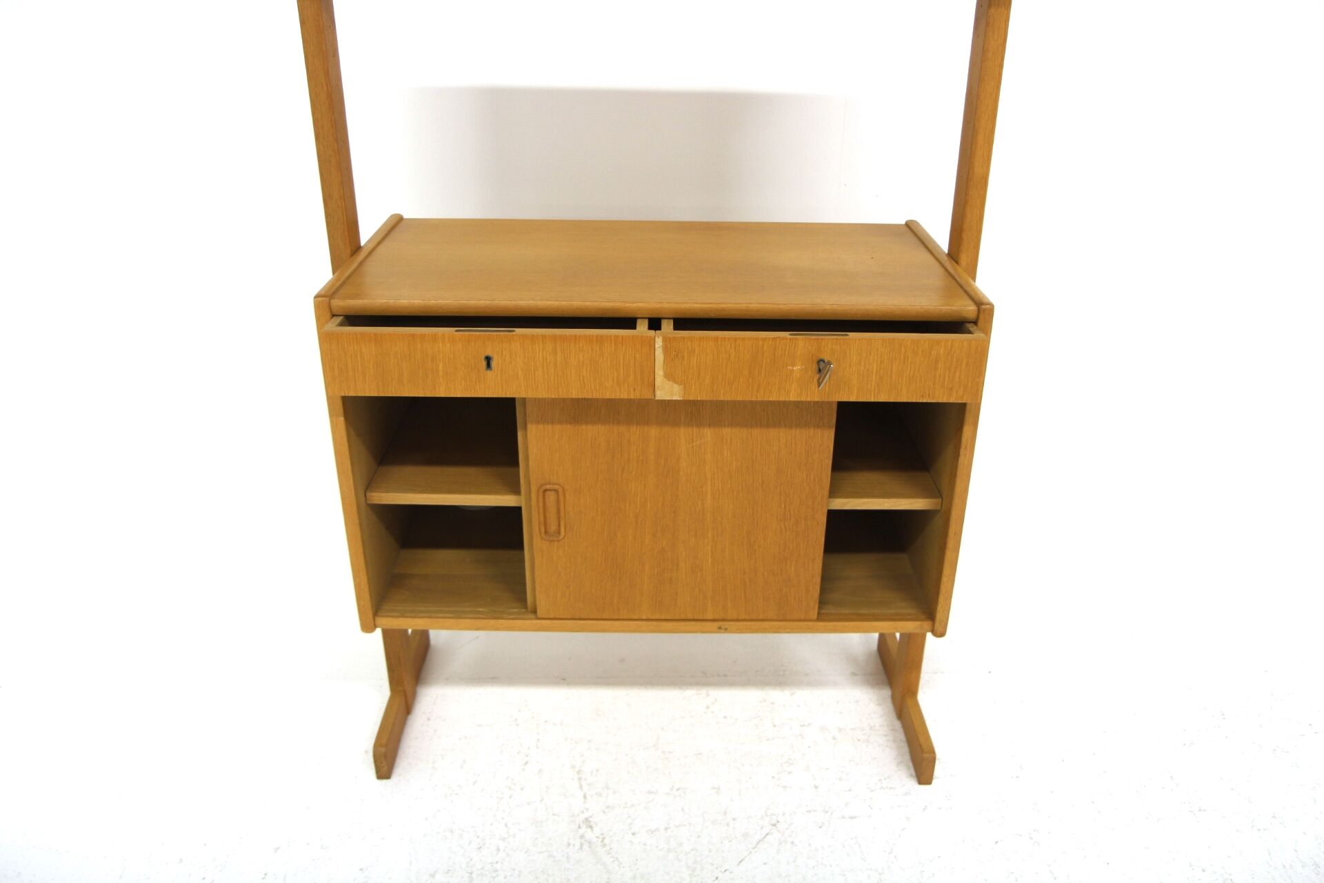 Scandinavian bookcase "Contur" in teak, Möbel-Ikea, Sweden, 1960