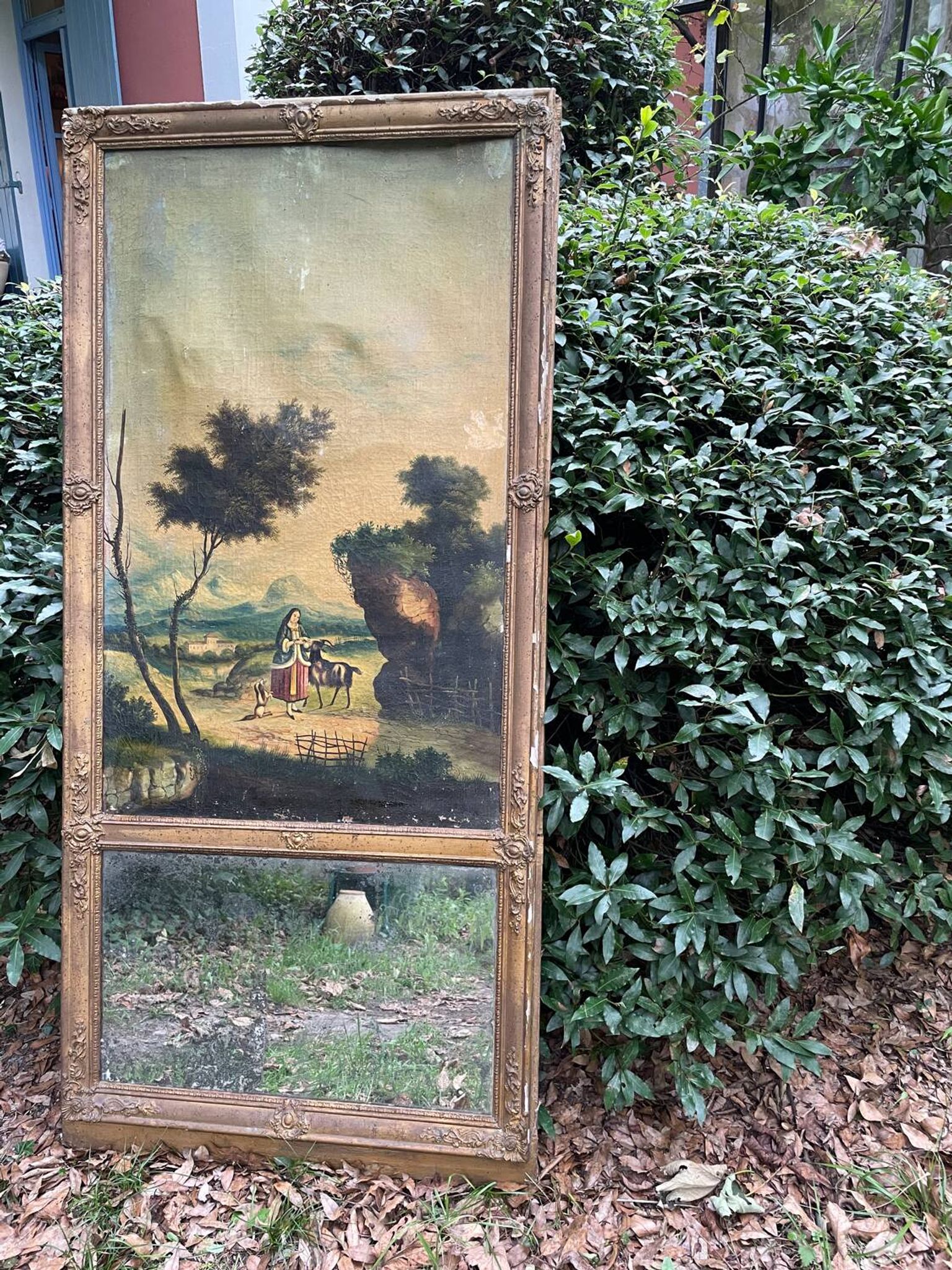 Mantelpiece mirror with bergère